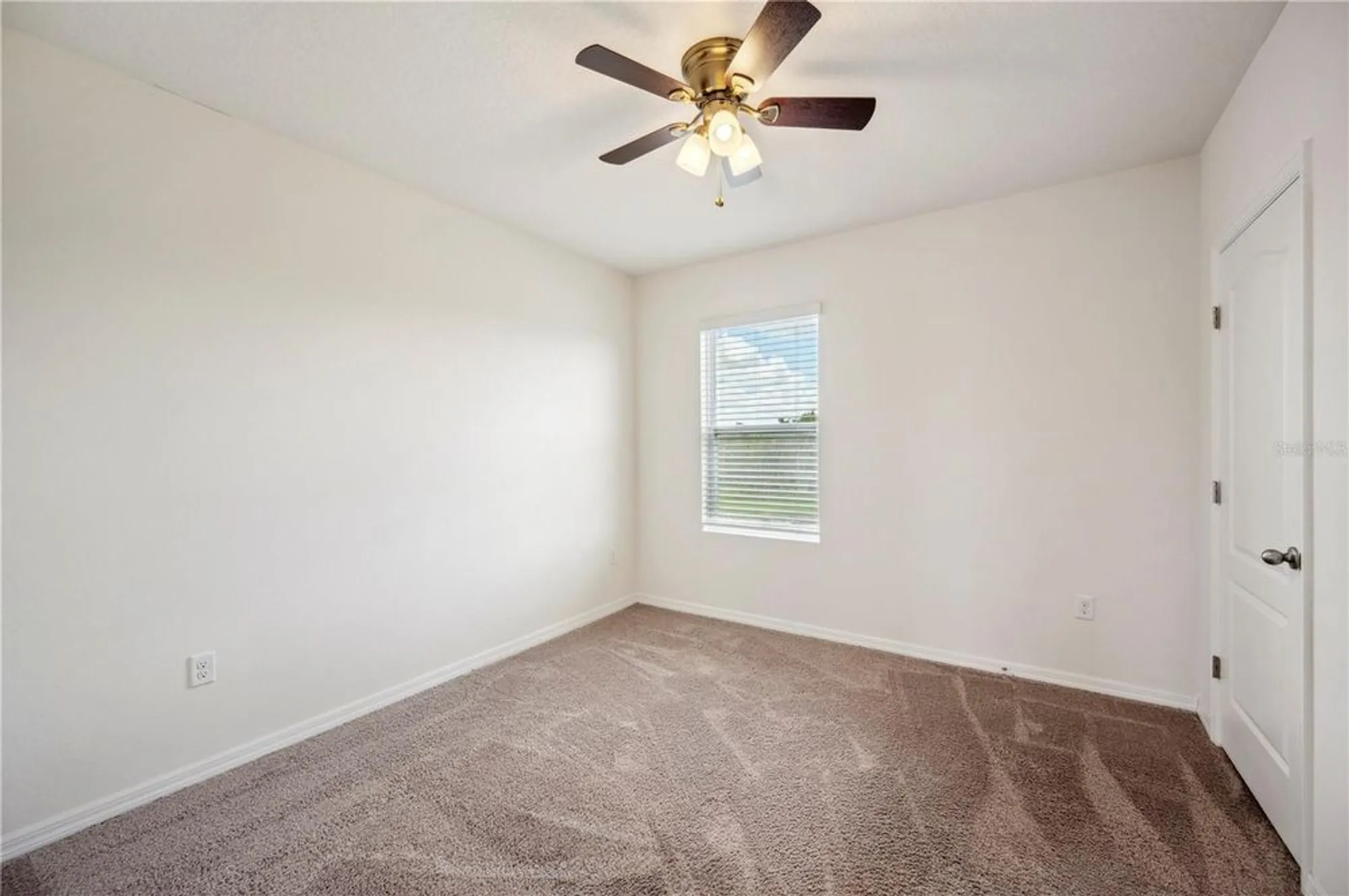 Property Slideshow image 29 of 49 | 2062 blue highlands dr, Lakeland, FL, 33811