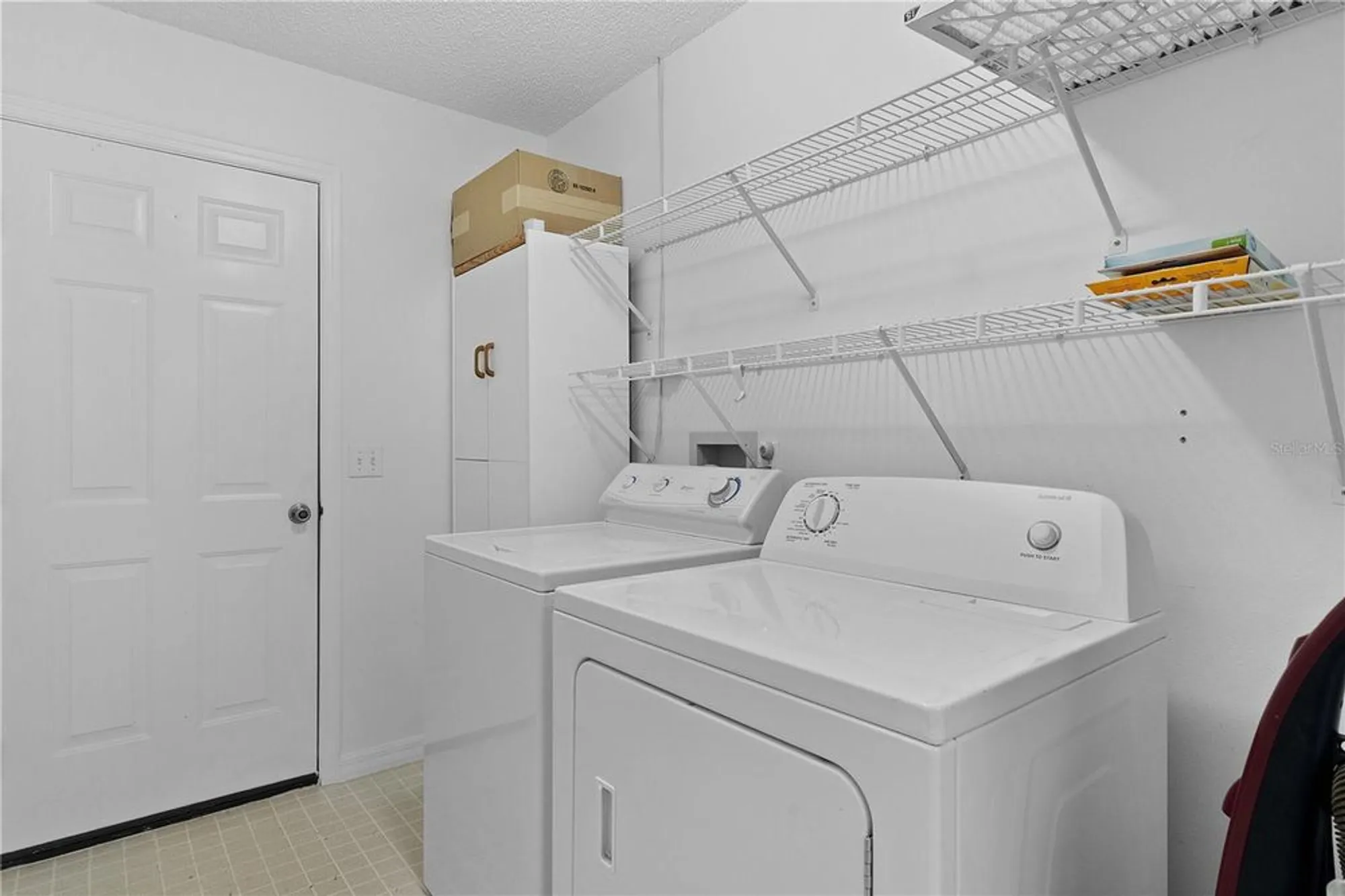 Property Slideshow image 25 of 41 | 807 ramos dr, The Villages, FL, 32159