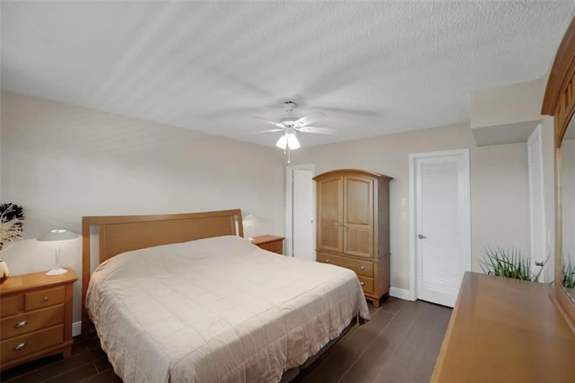 Property Slideshow image 29 of 50 | 8980 s hollybrook blvd 304, Pembroke Pines, FL, 33025