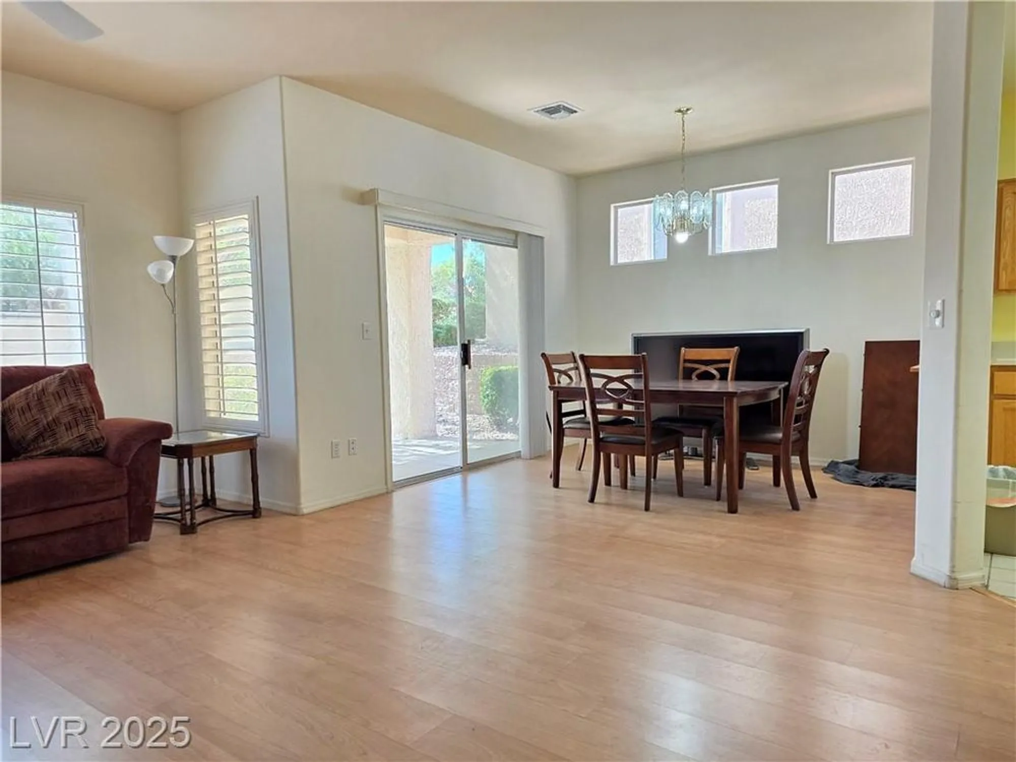 Property Slideshow image 9 of 42 | 10409 snyder ave, Las Vegas, NV, 89134