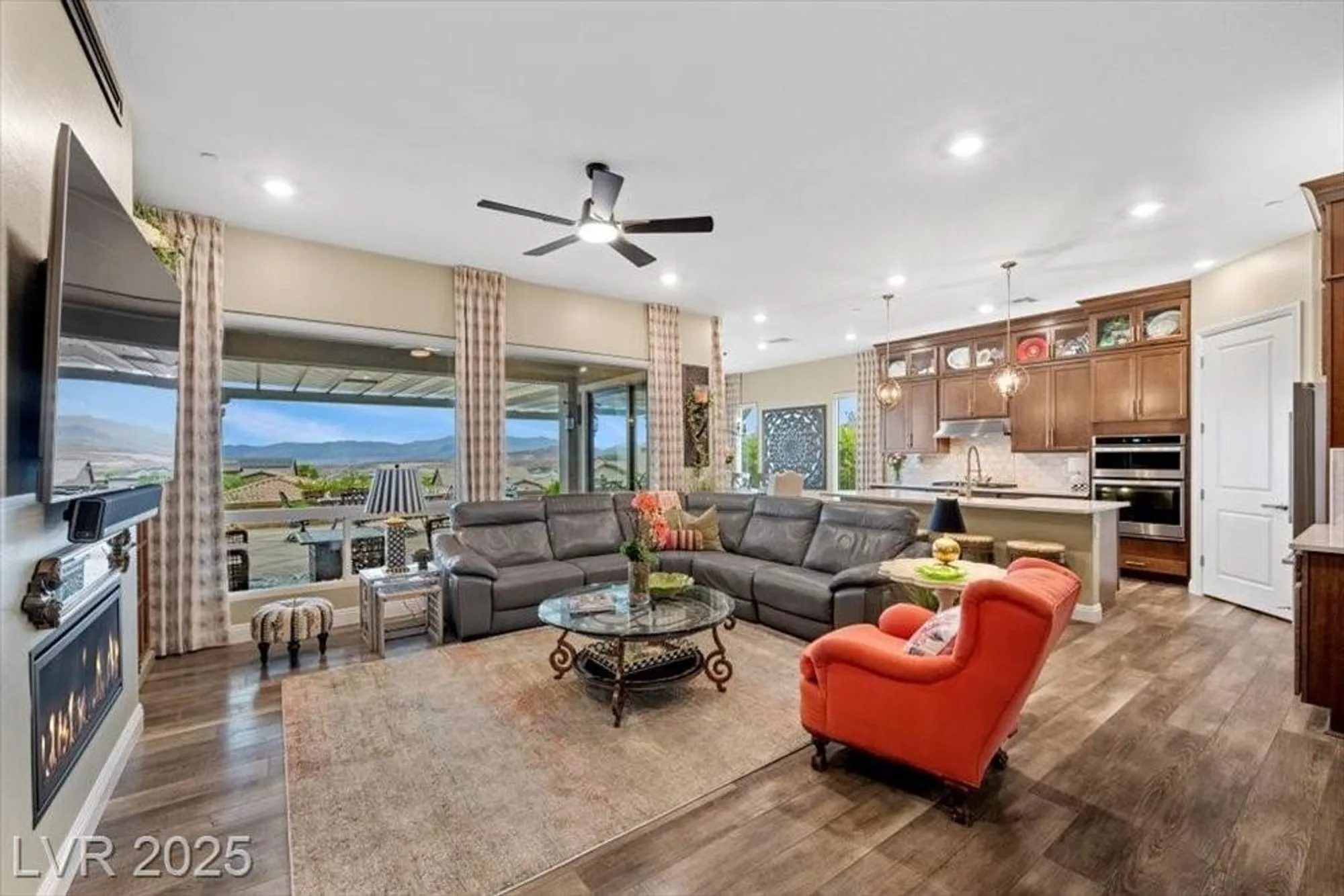 Property Slideshow image 9 of 69 | 44 stone yucca ct, Henderson, NV, 89011