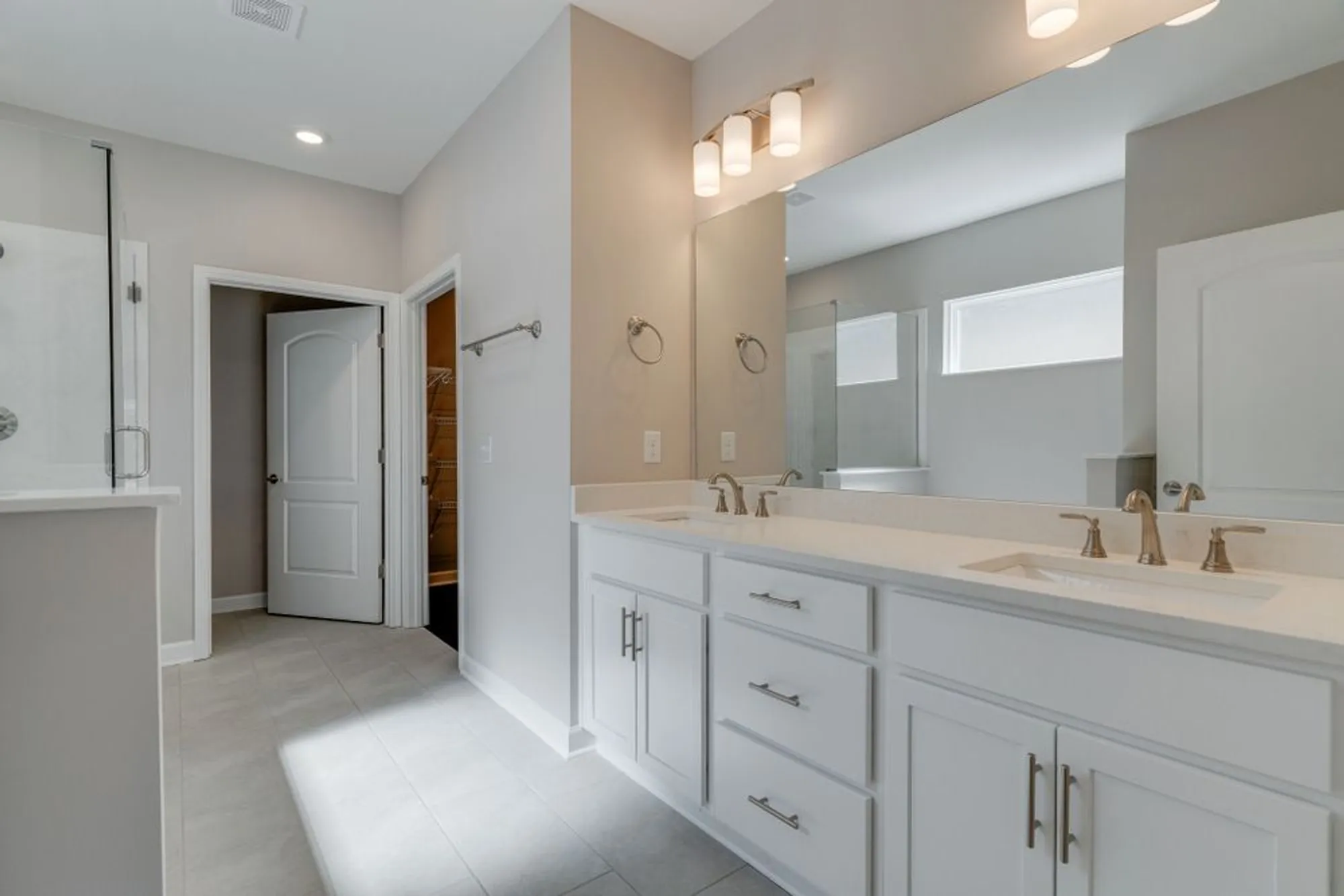 Property Slideshow image 14 of 37 | 7207 maddenwood ln, Hermitage, TN, 37076