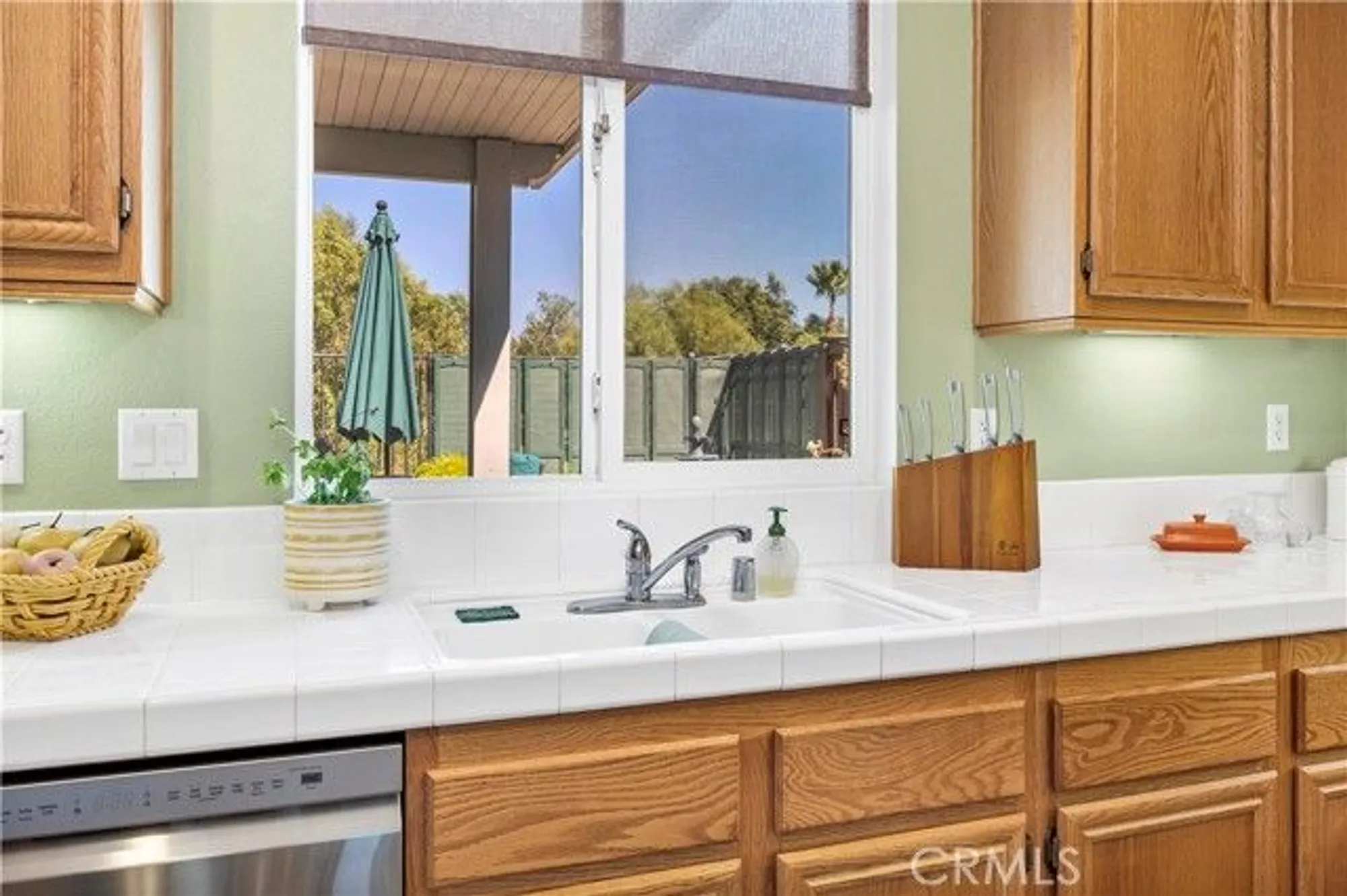 Property Slideshow image 26 of 59 | 126 mayfair ln, Hemet, CA, 92545