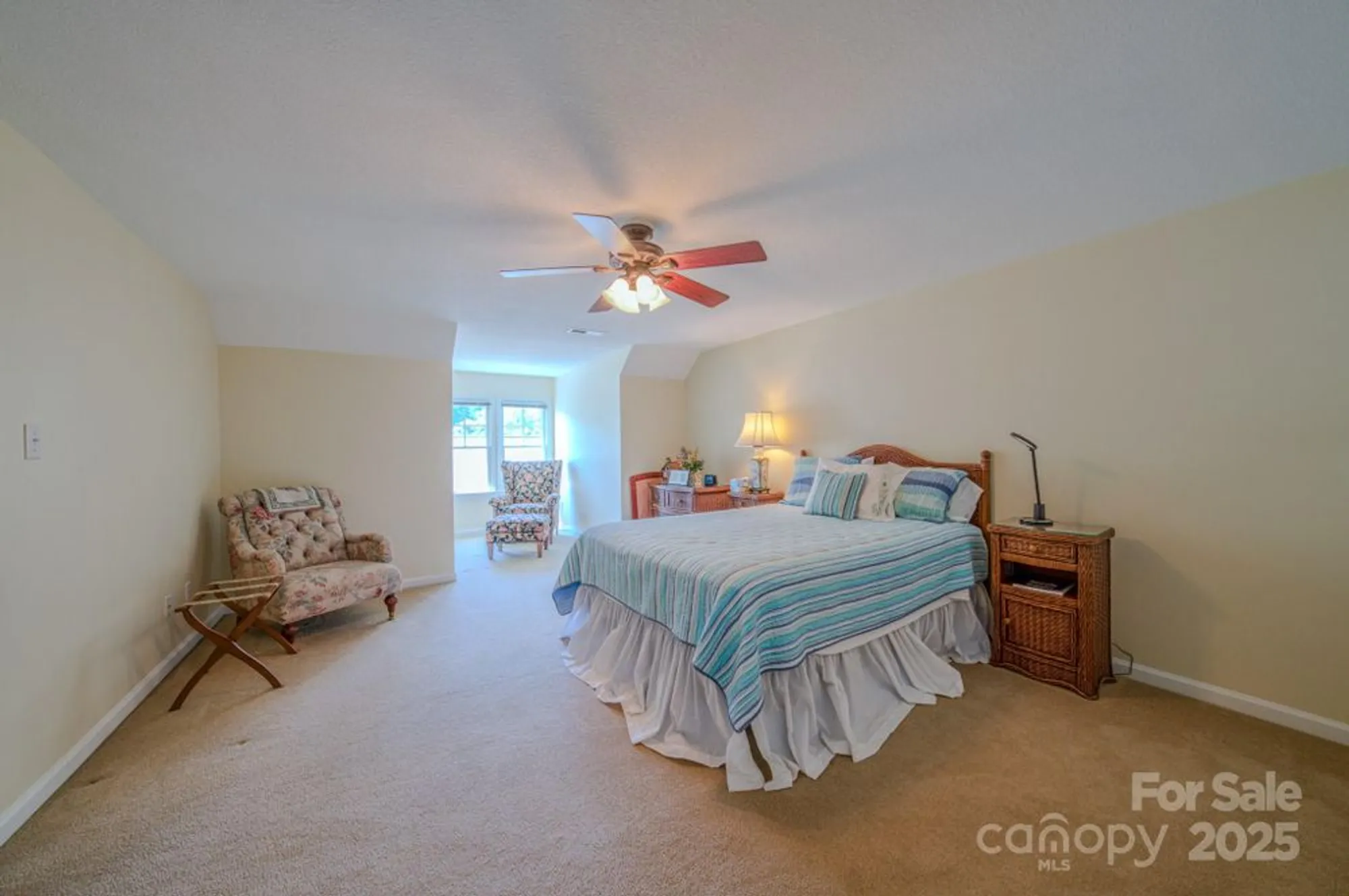 Property Slideshow image 32 of 38 | 8 creekside way, Asheville, NC, 28804