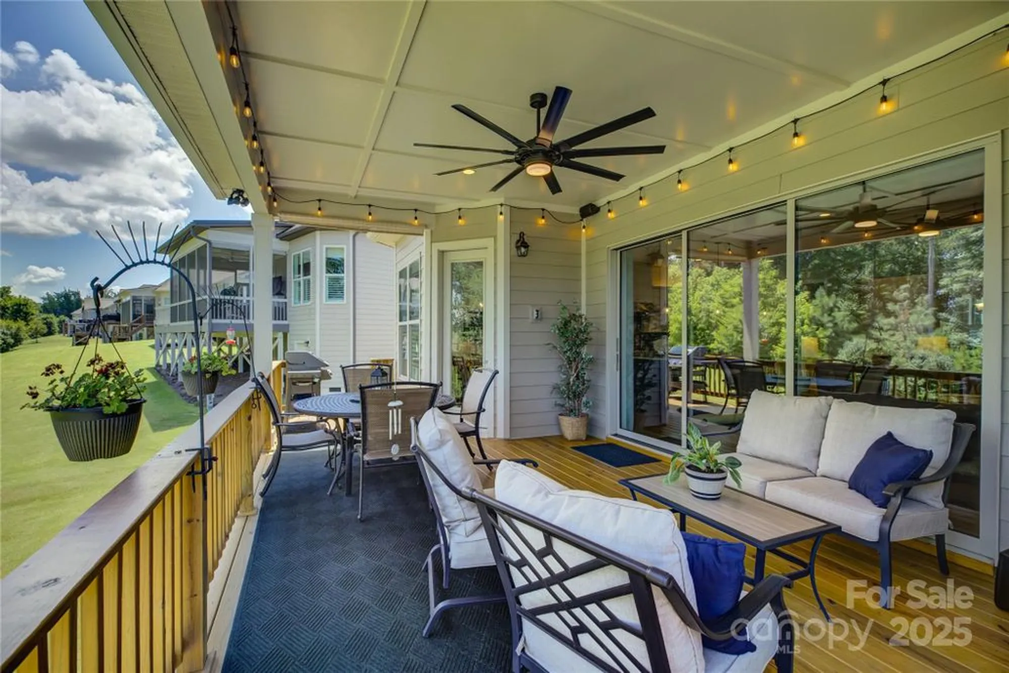Property Slideshow image 21 of 48 | 16010 vale ridge dr, Charlotte, NC, 28278