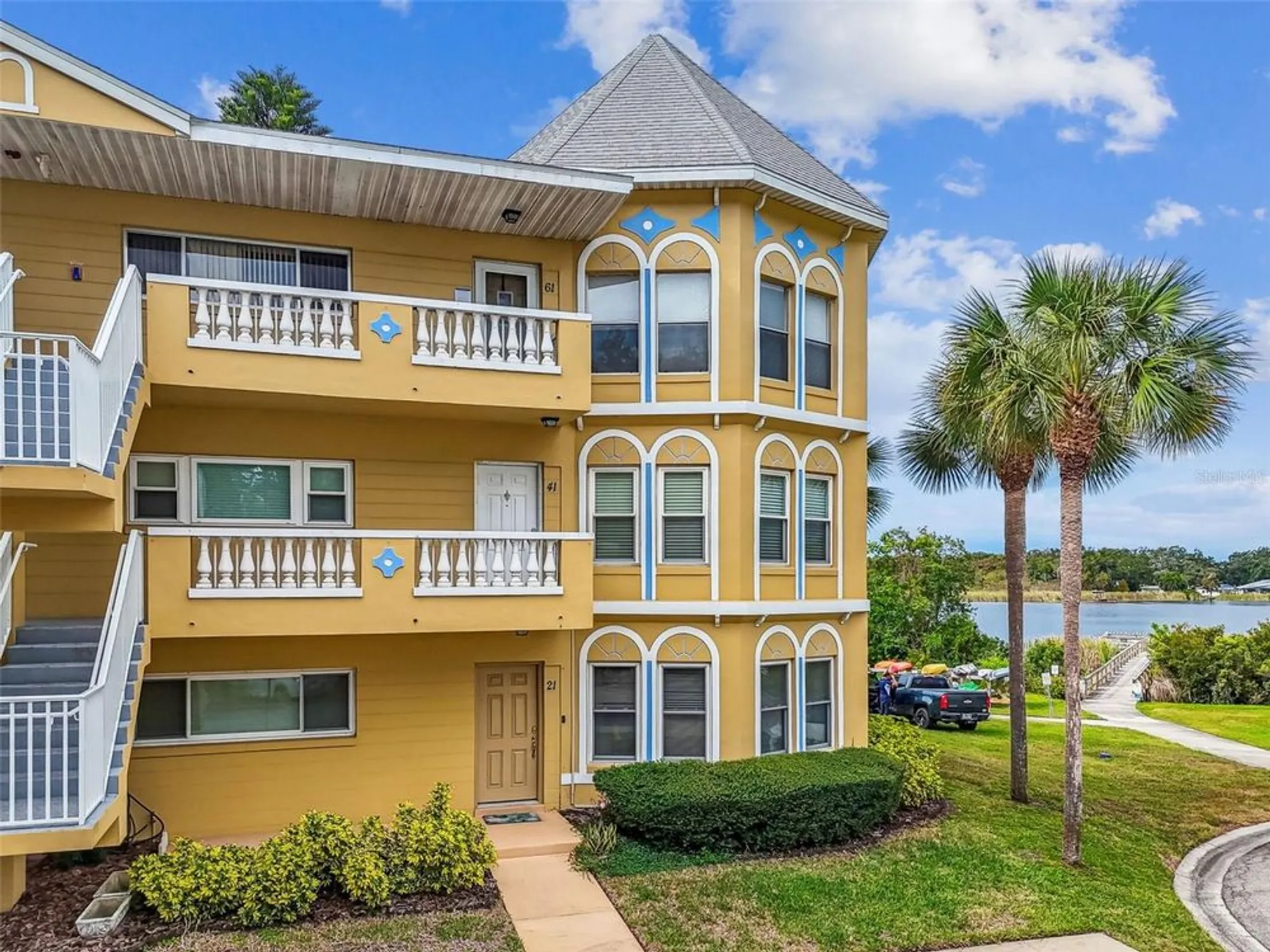 Property Slideshow image 53 of 100 | 2221 norwegian dr 41, Clearwater, FL, 33763