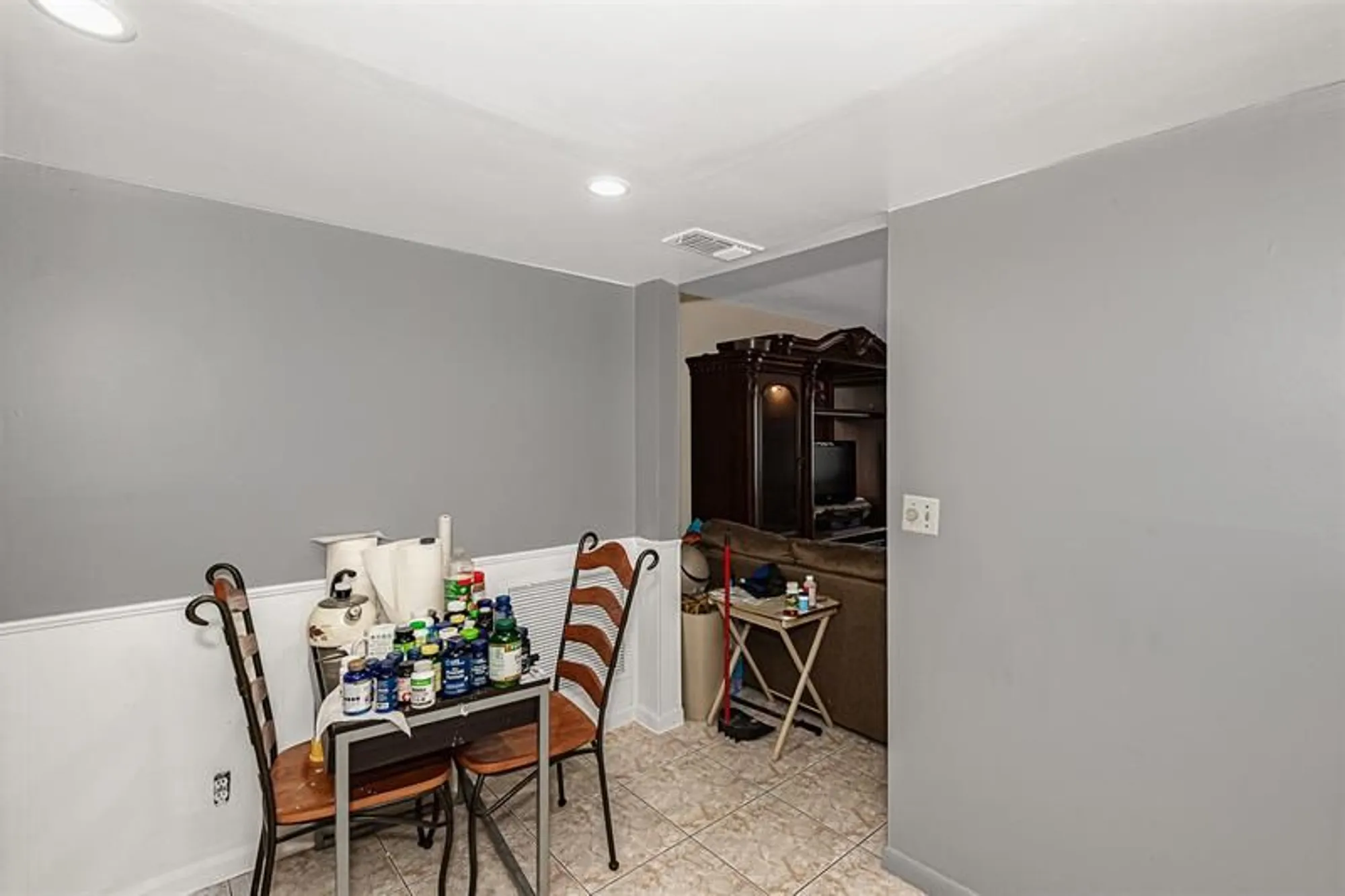 Property Slideshow image 13 of 22 | 1005 nw 73rd ave, Margate, FL, 33063