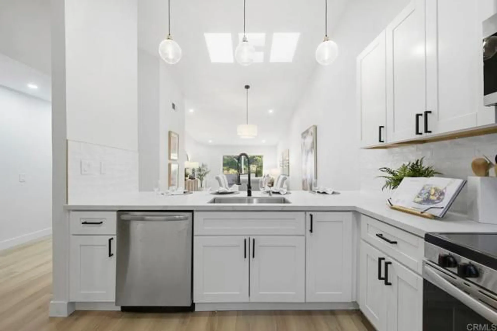 Property Slideshow image 5 of 55 | 18023 avenida alozdra, San Diego, CA, 92128