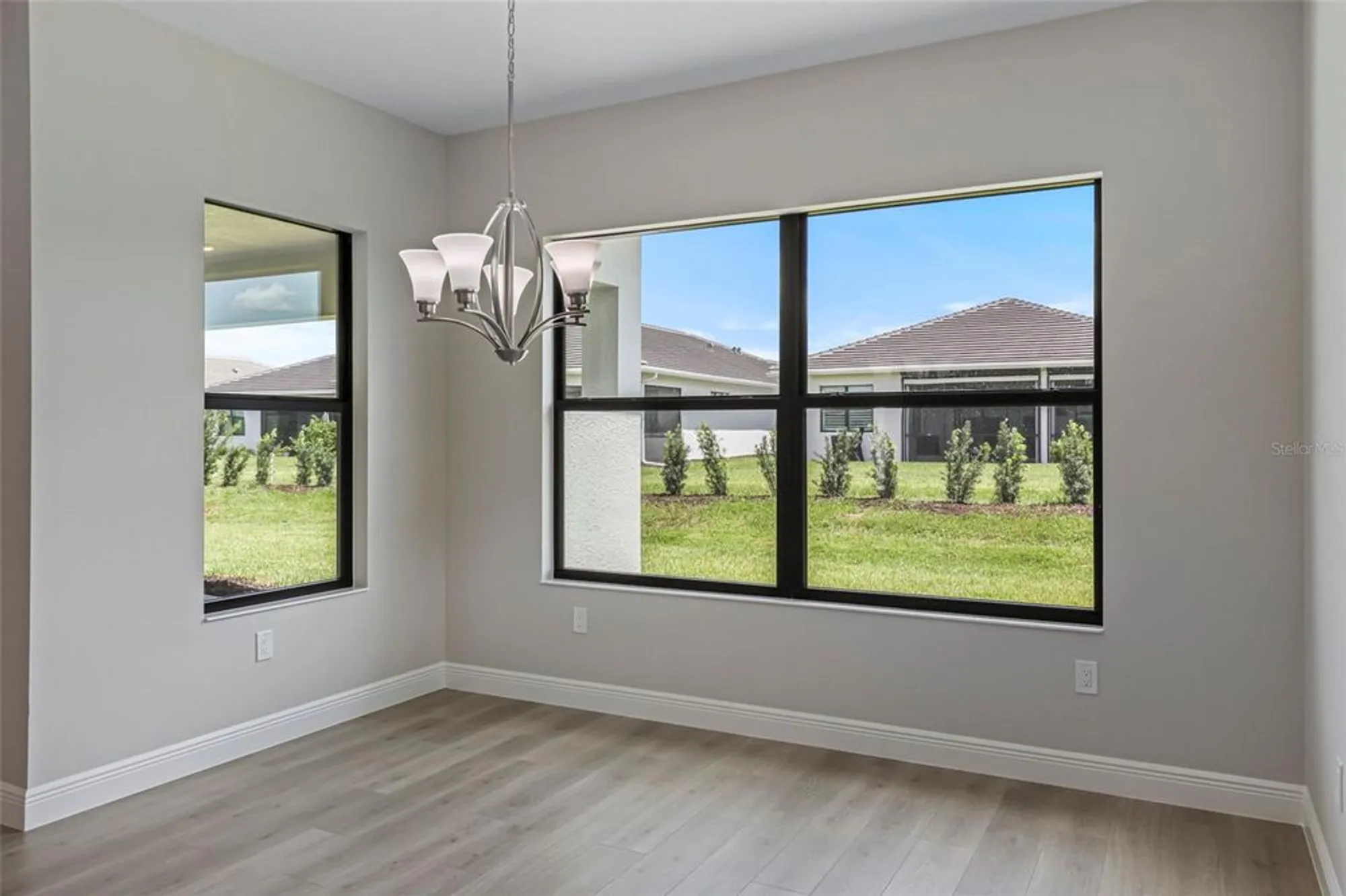 Property Slideshow image 25 of 80 | 4918 kiva cir, Lakewood Ranch, FL, 34211