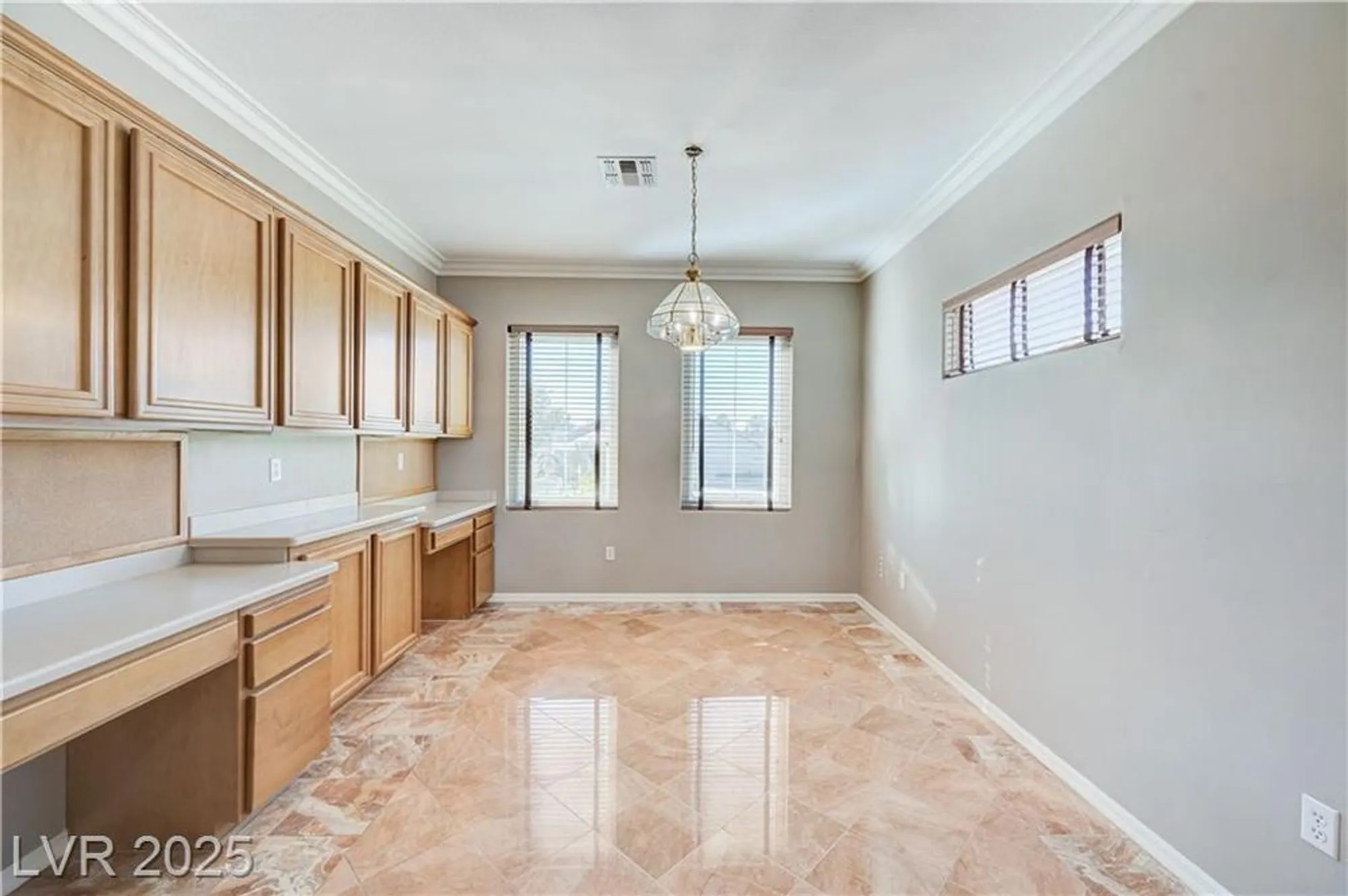 Property Slideshow image 14 of 41 | 2738 grand forks rd, Henderson, NV, 89052