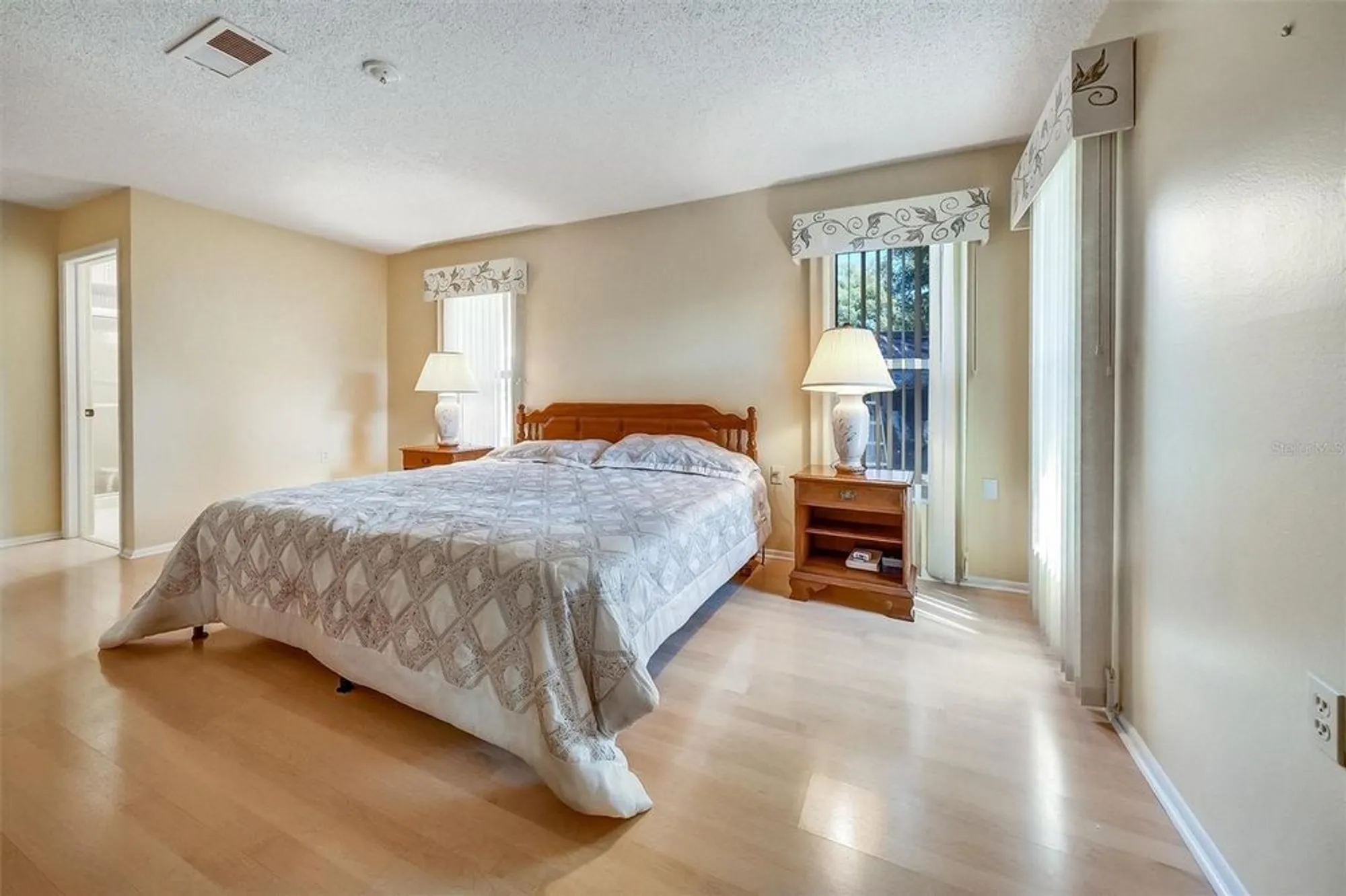 Property Slideshow image 23 of 45 | 8420 winding wood dr, Port Richey, FL, 34668