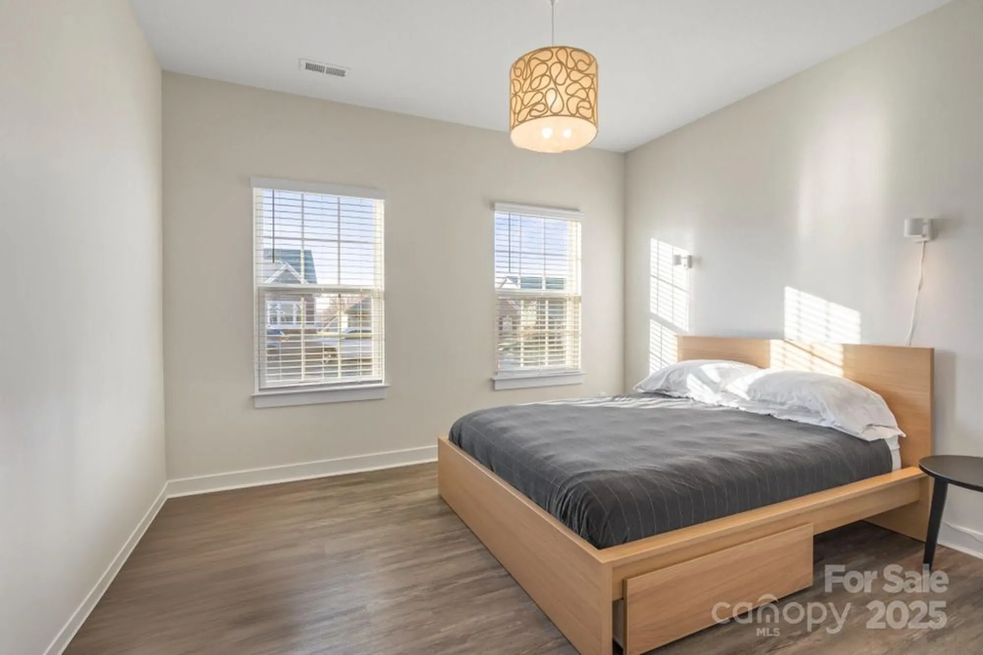 Property Slideshow image 28 of 47 | 5066 summer surprise ln, Charlotte, NC, 28215