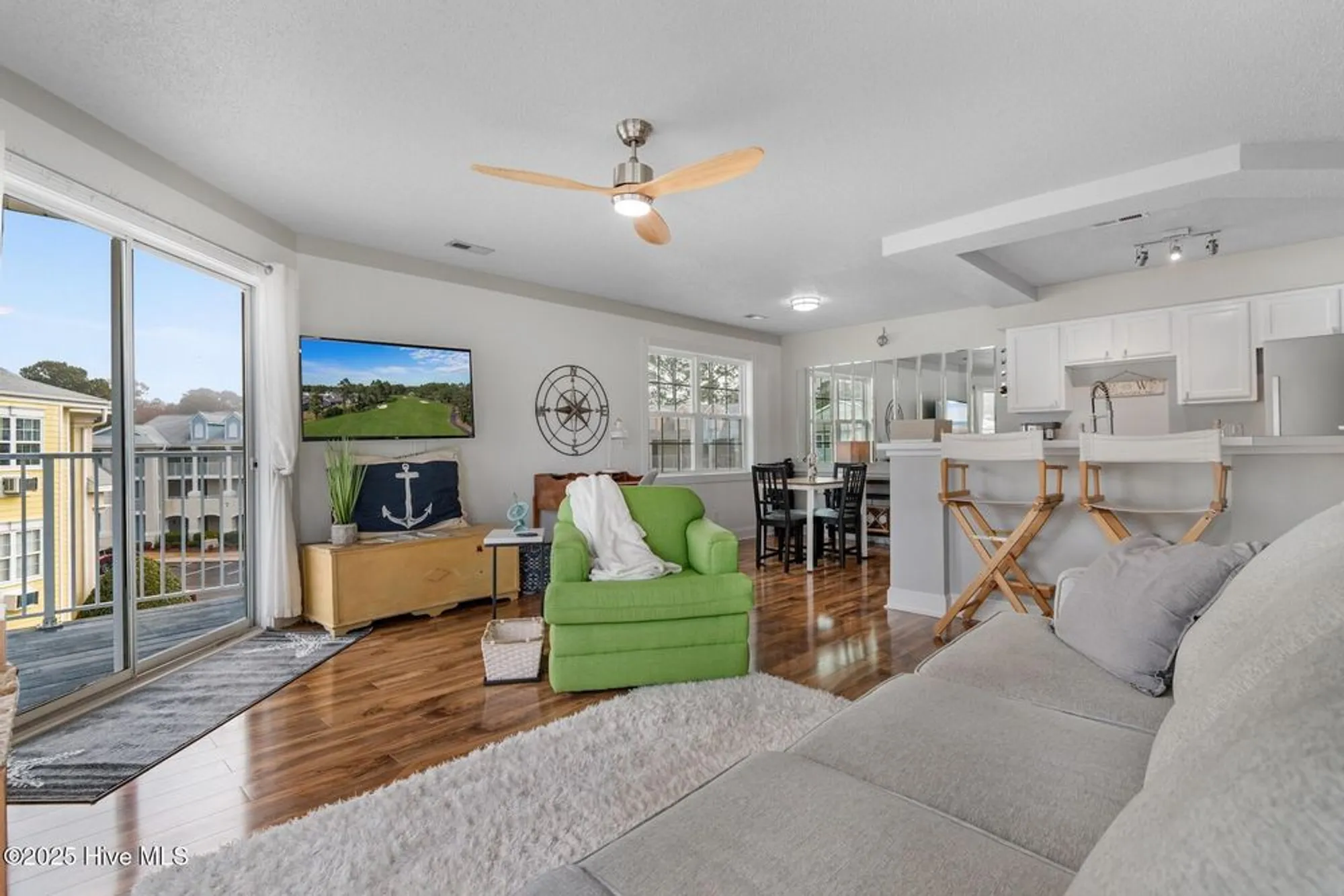 Property Slideshow image 11 of 35 | 330 s middleton dr 609, Calabash, NC, 28467