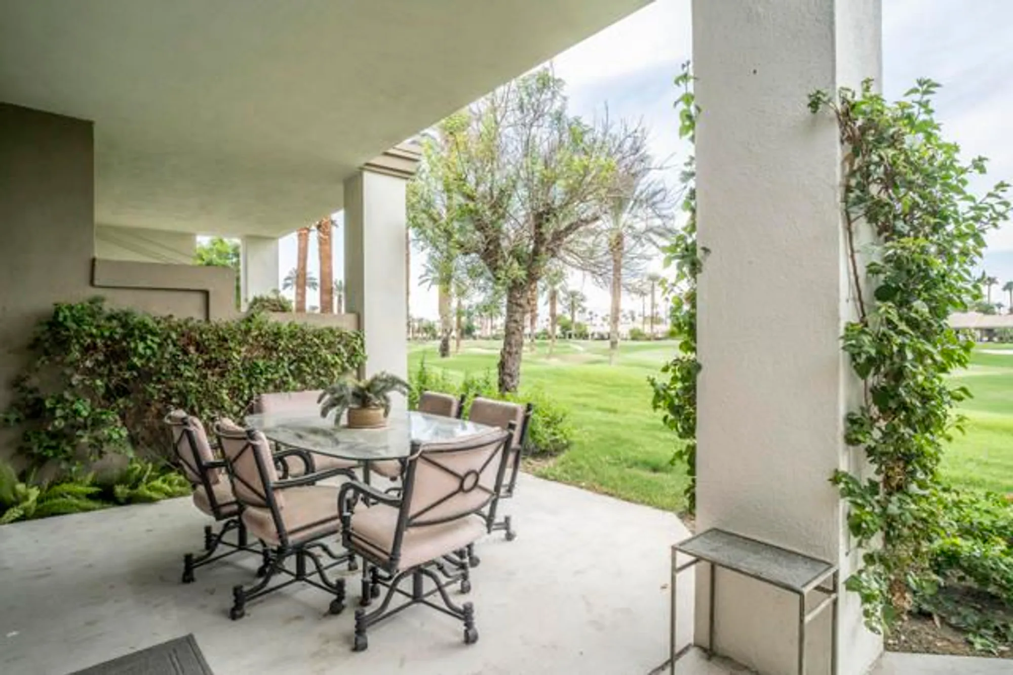 Property Slideshow image 40 of 41 | 55412 riviera, La Quinta, CA, 92253