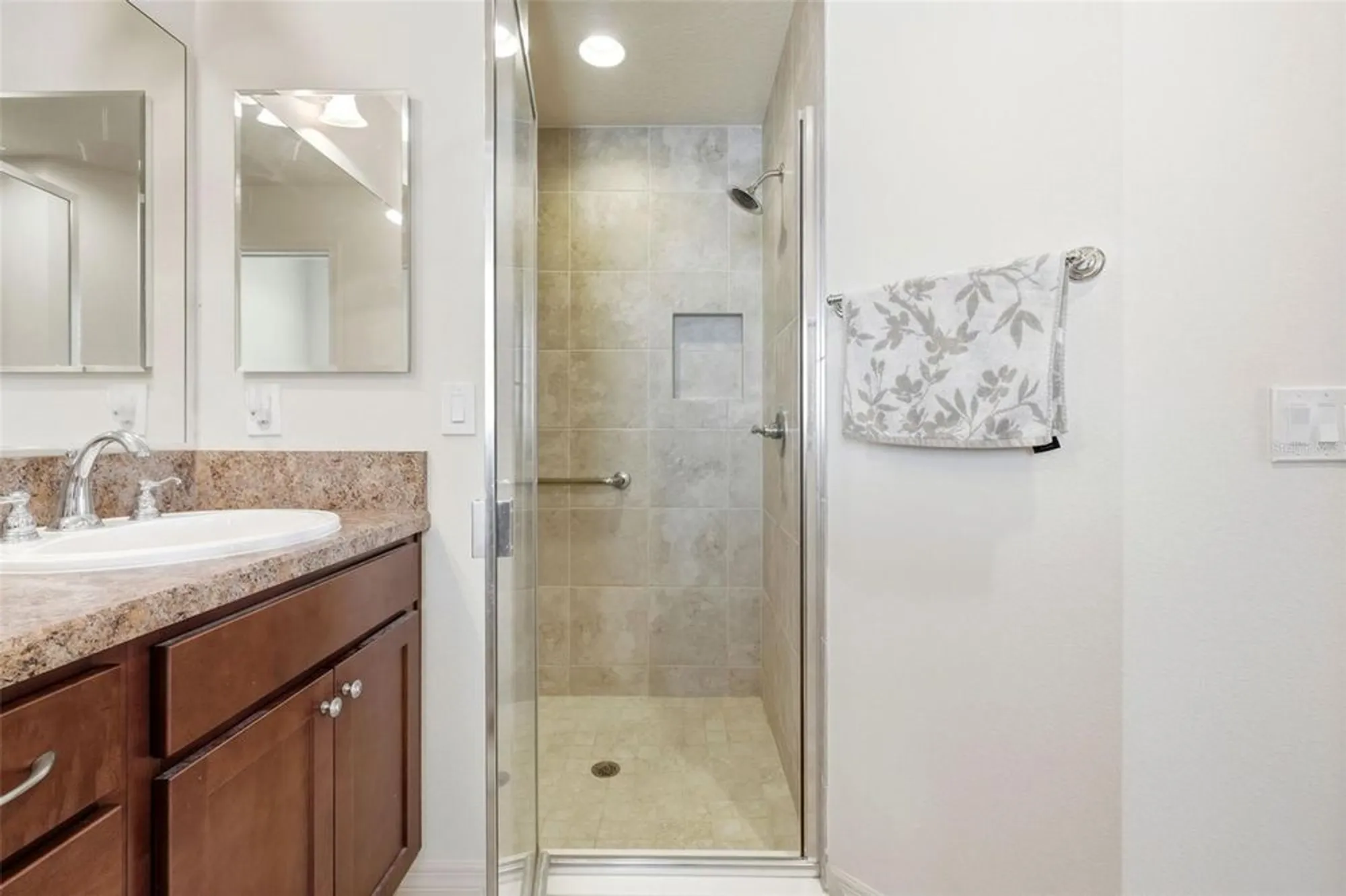 Property Slideshow image 23 of 48 | 937 kauska way, The Villages, FL, 32163