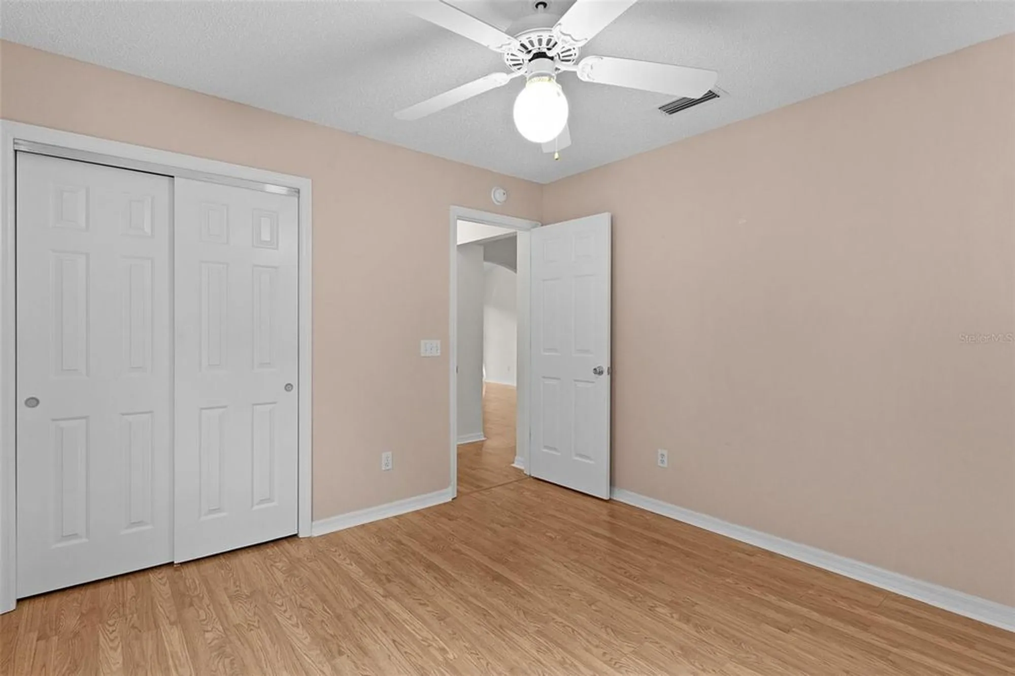 Property Slideshow image 31 of 44 | 912 ventura dr, The Villages, FL, 32159