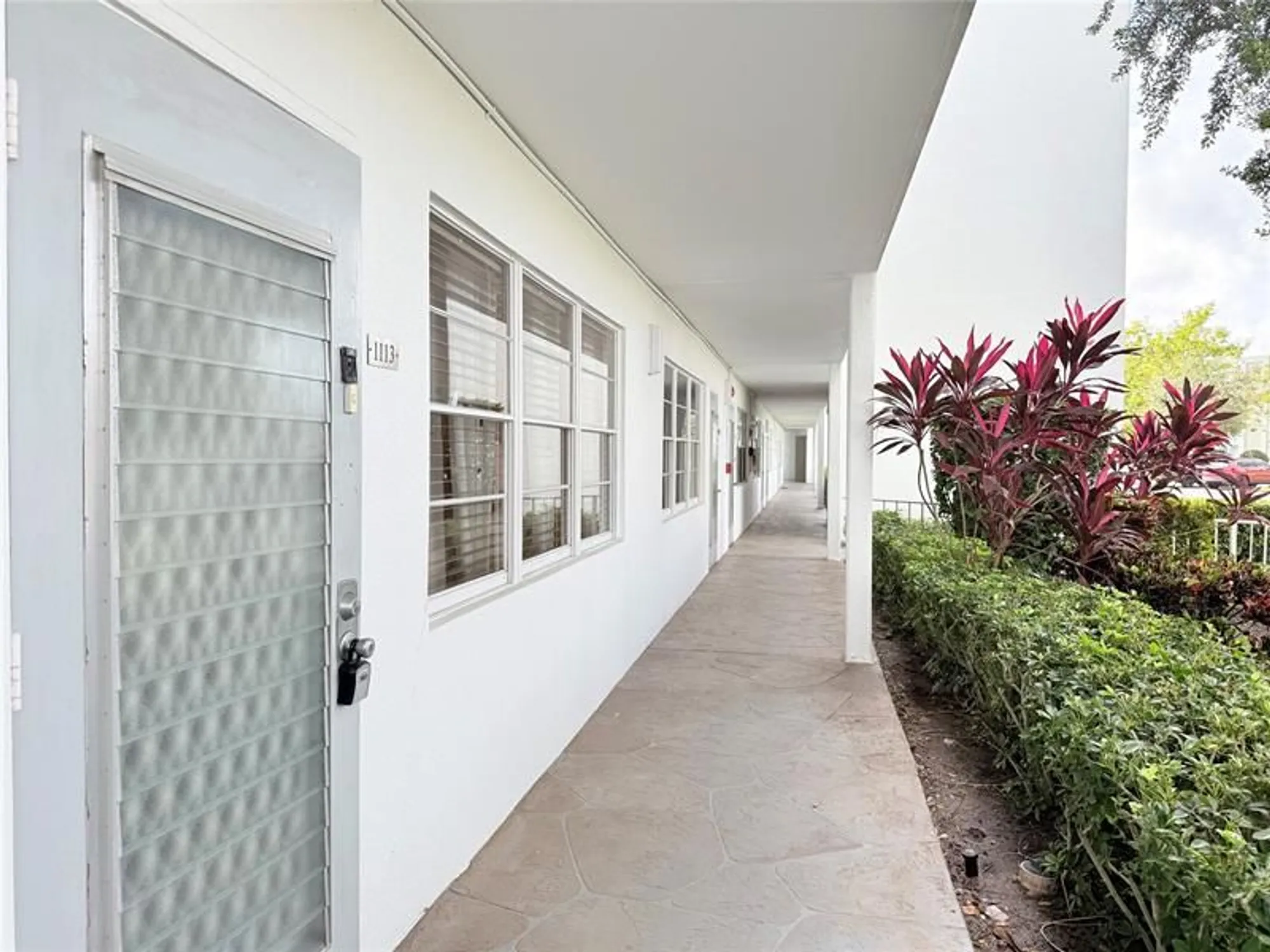Property Slideshow image 2 of 44 | 1113 cambridge e # 1113, Deerfield Beach, FL, 33442