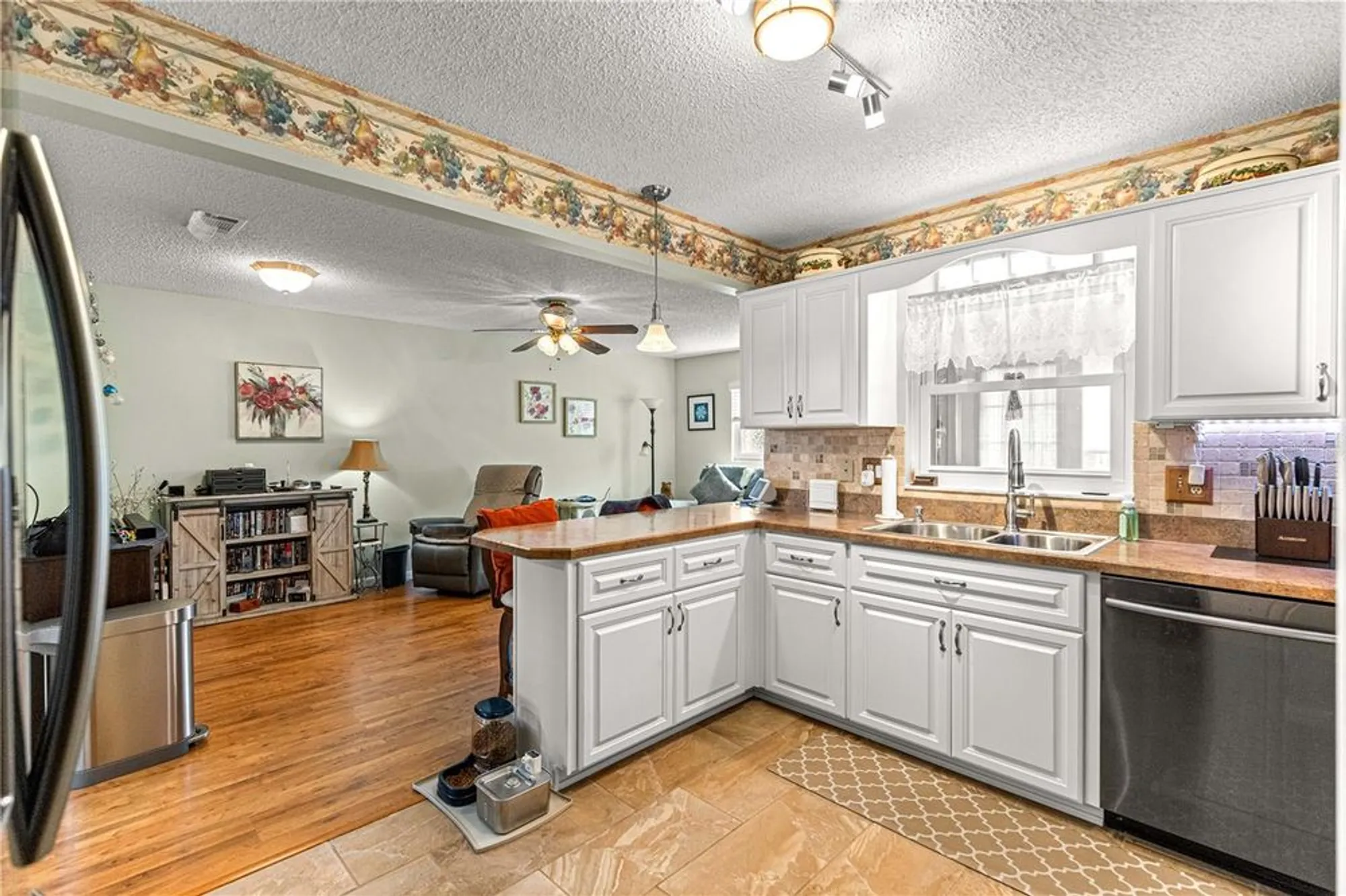 Property Slideshow image 8 of 37 | 8350 sw 93rd ln d, Ocala, FL, 34481