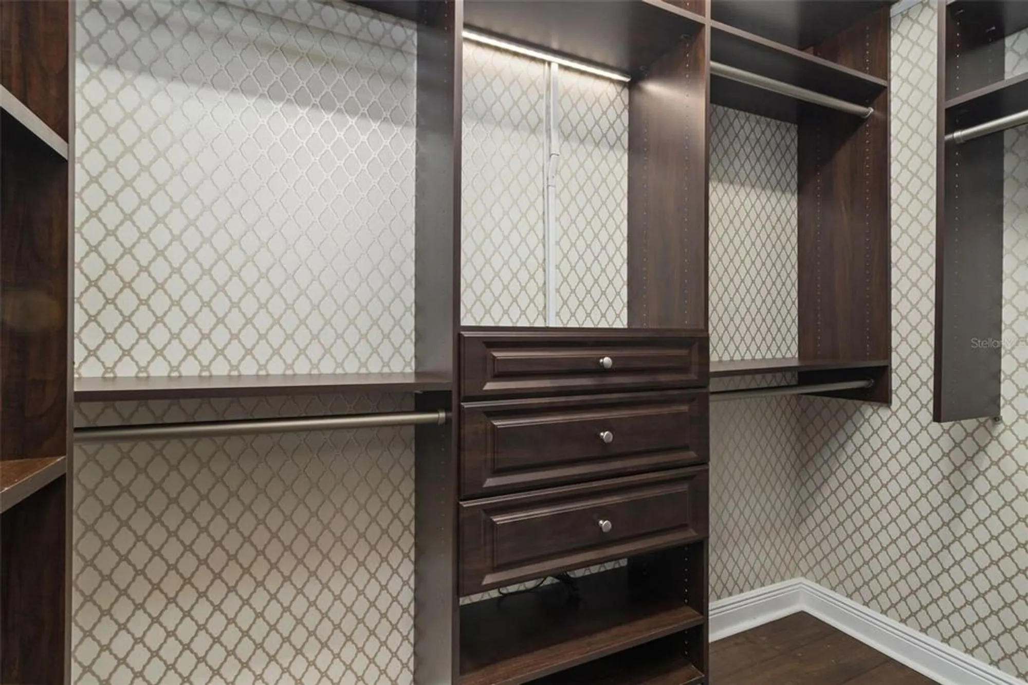 Property Slideshow image 29 of 49 | 16133 coquina bay ln, Wimauma, FL, 33598