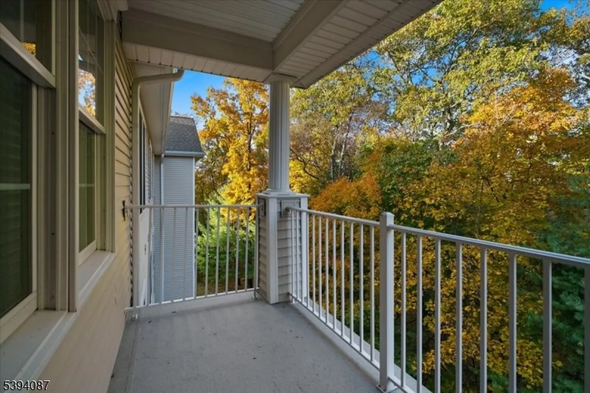 Property Slideshow image 33 of 43 | 89 ridgeview ln, Mount Arlington, NJ, 07856