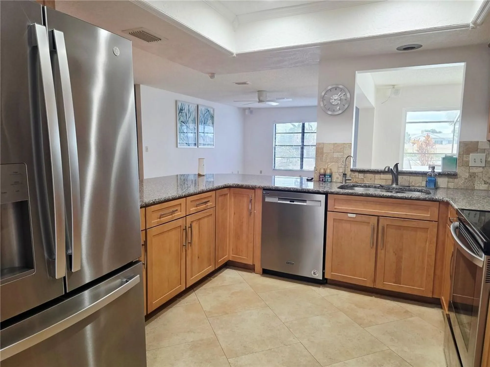 Property Slideshow image 24 of 37 | 1924 new bedford dr, Sun City Center, FL, 33573