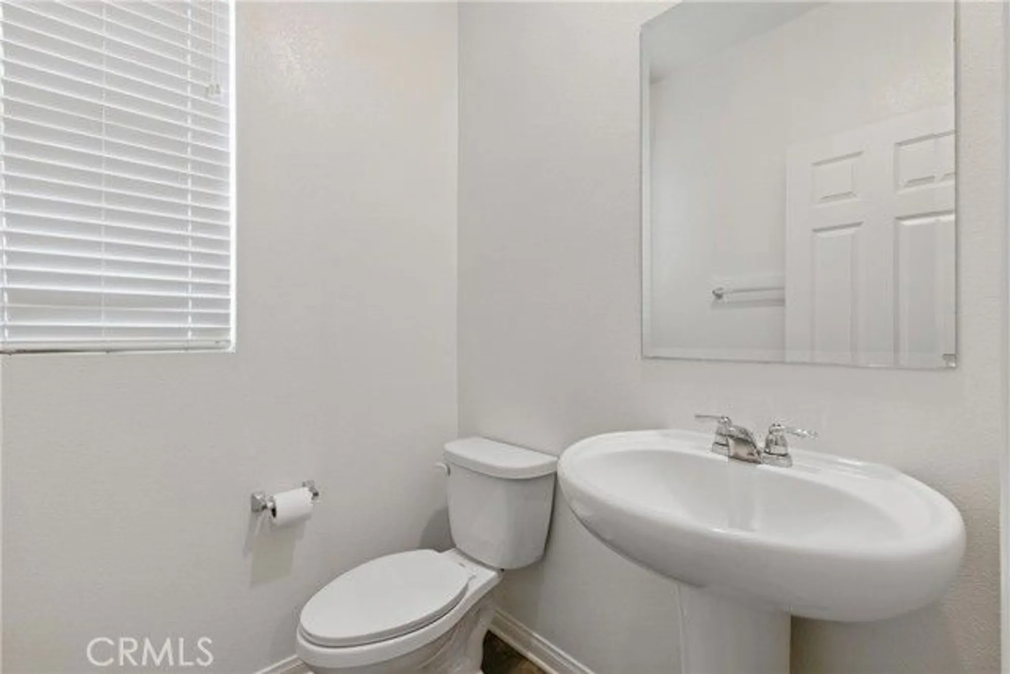 Property Slideshow image 26 of 39 | 24583 acadia dr, Corona, CA, 92883