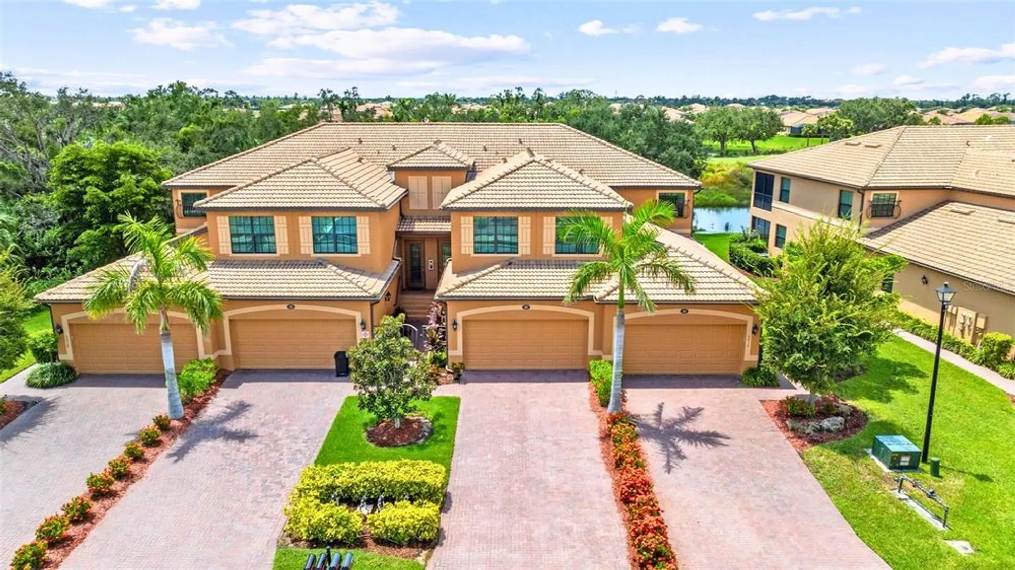 Property Slideshow image 5 of 42 | 6818 grand estuary trl 103, Bradenton, FL, 34212