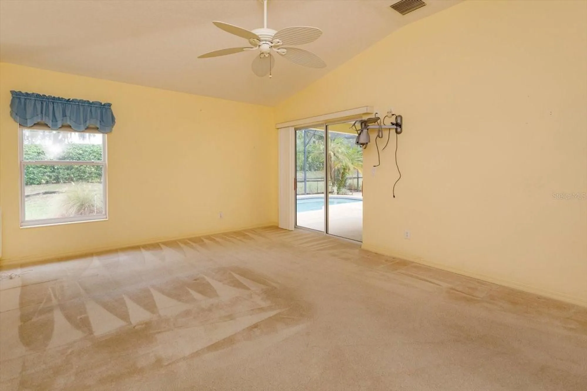 Property Slideshow image 16 of 28 | 5151 indian ocean loop, Tavares, FL, 32778