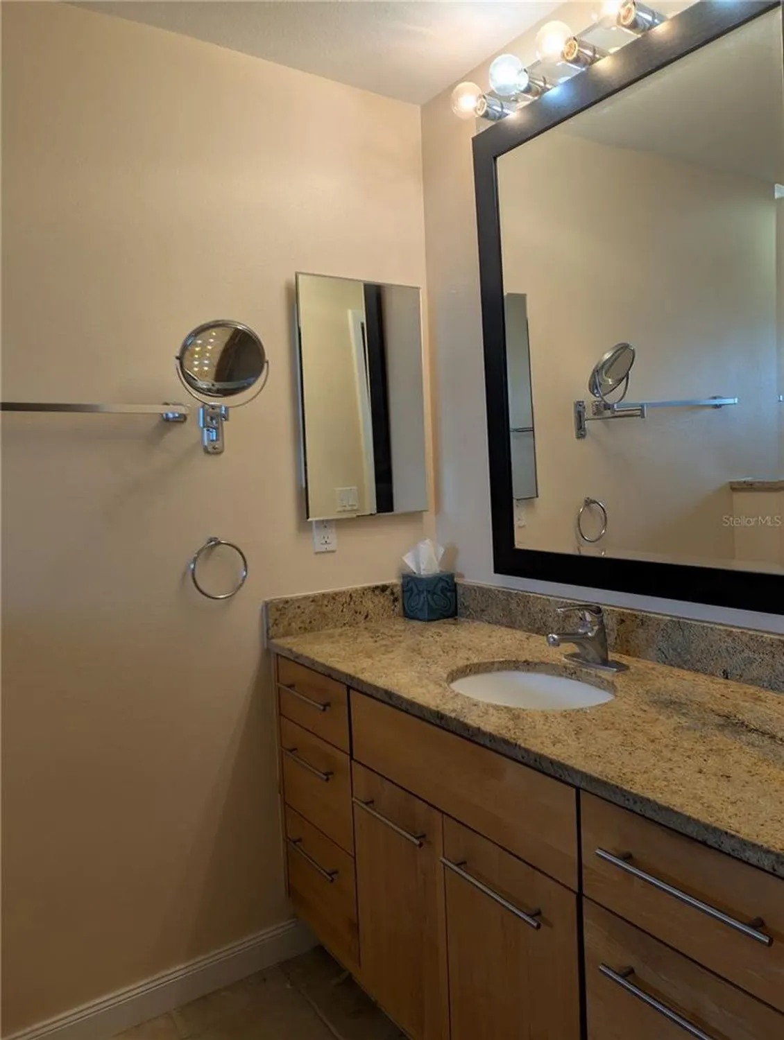 Property Slideshow image 8 of 47 | 9154 42nd ln n # 5, Pinellas Park, FL, 33782