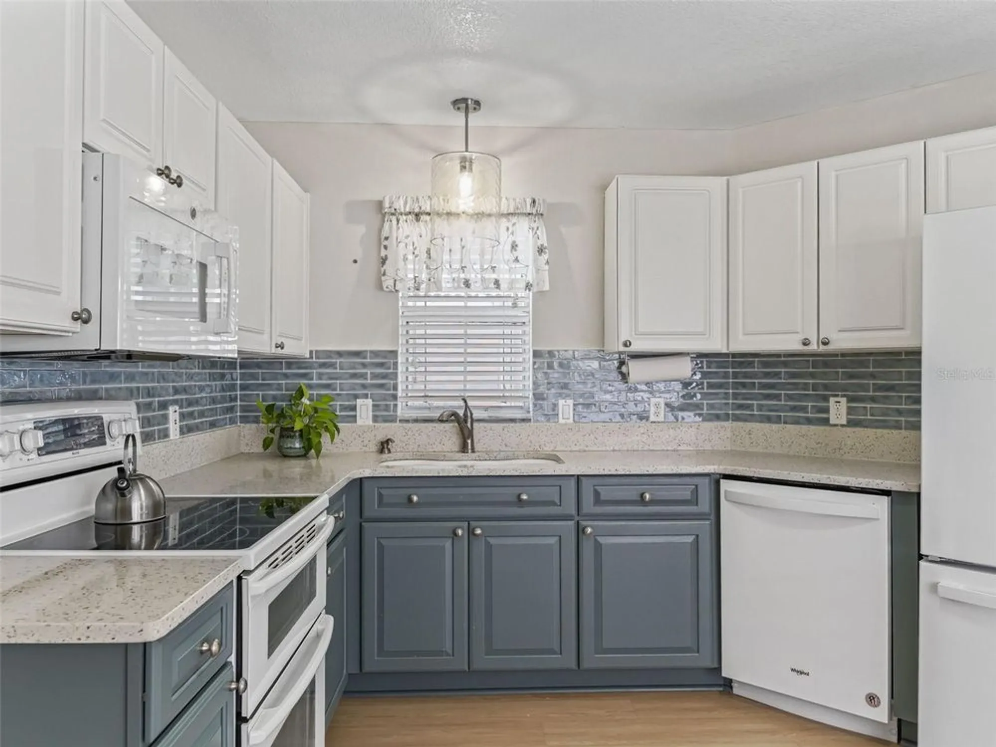 Property Slideshow image 8 of 31 | 1305 santa maria ave, The Villages, FL, 32159