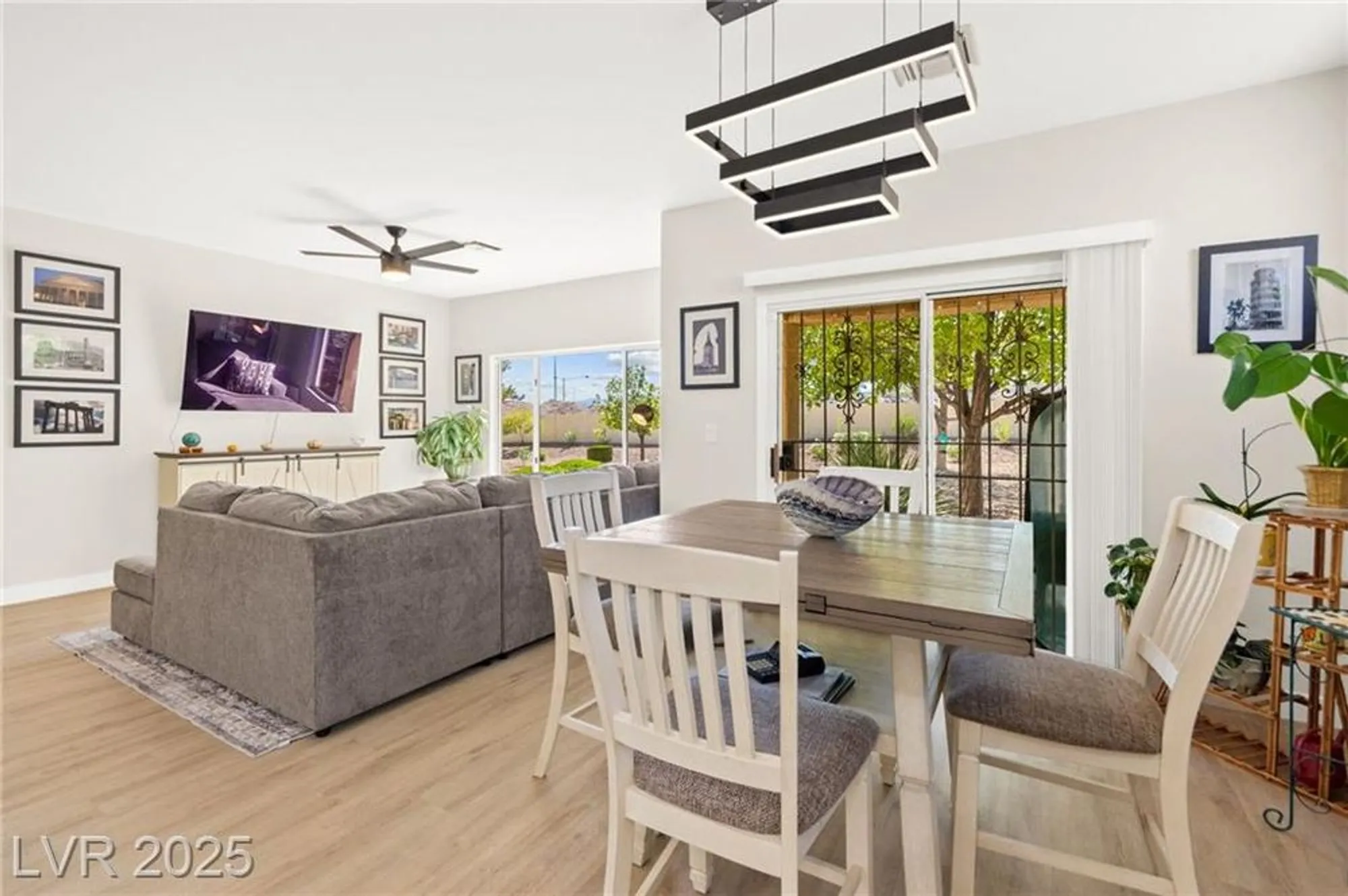 Property Slideshow image 18 of 36 | 11025 mission lakes ave, Las Vegas, NV, 89134