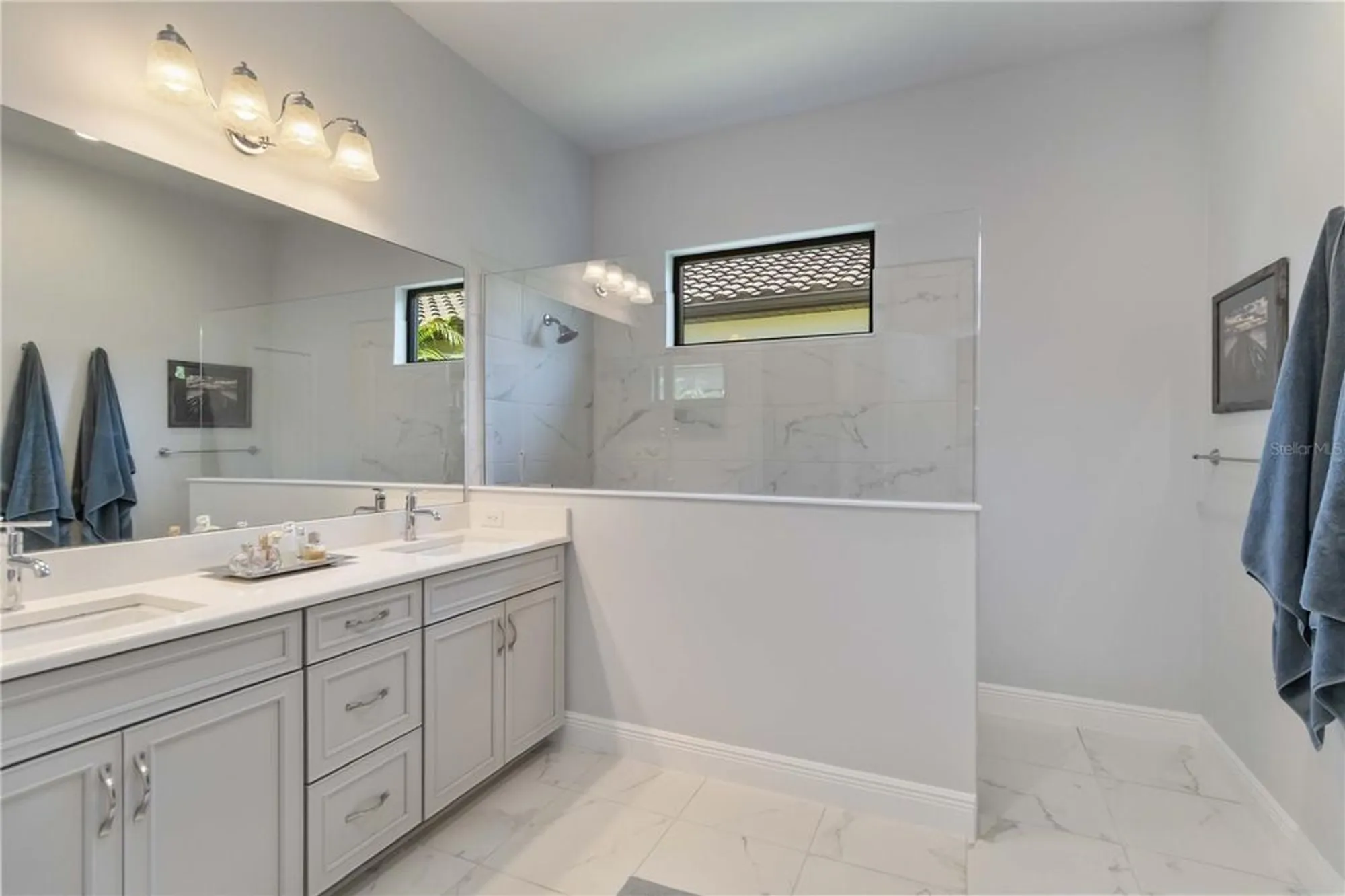 Property Slideshow image 17 of 62 | 26890 weiskopf dr, Englewood, FL, 34223