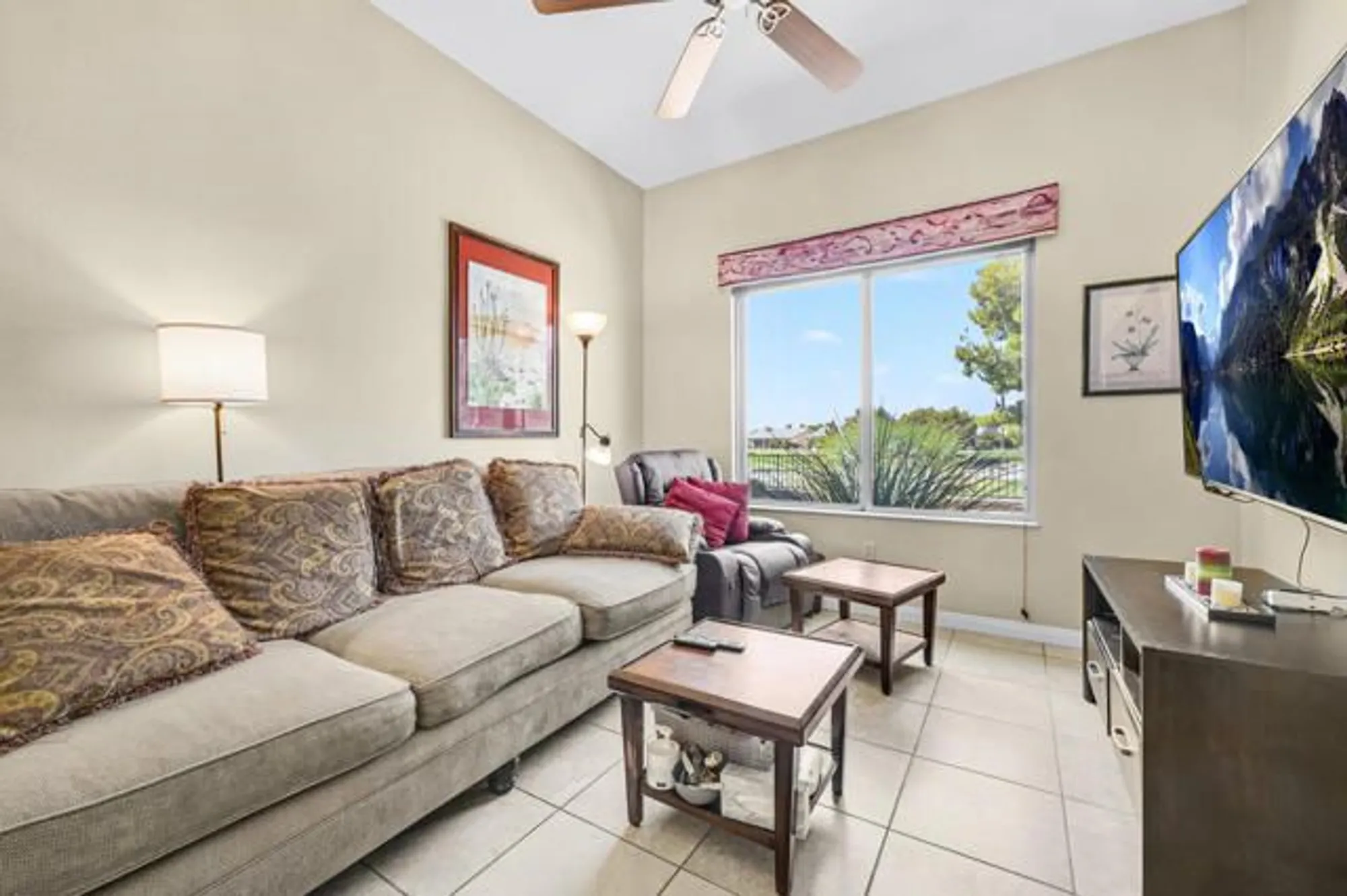 Property Slideshow image 9 of 47 | 81193 avenida tres lagunas, Indio, CA, 92203