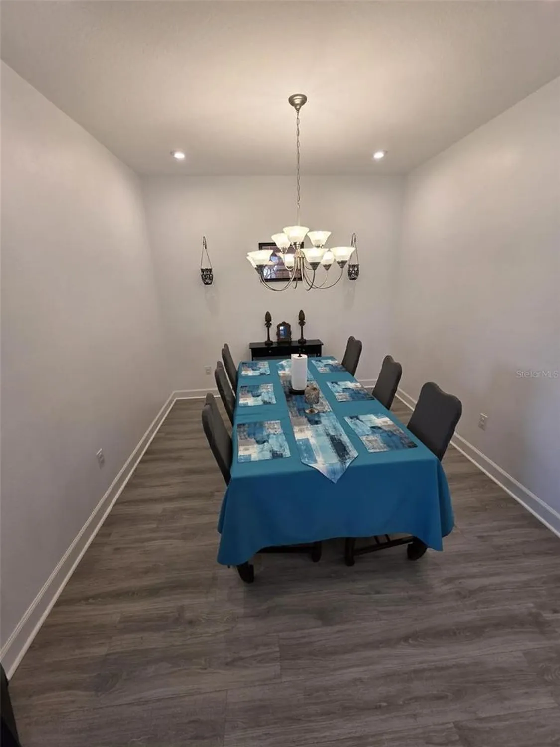 Property Slideshow image 18 of 35 | 10934 wendover dr, Palmetto, FL, 34221