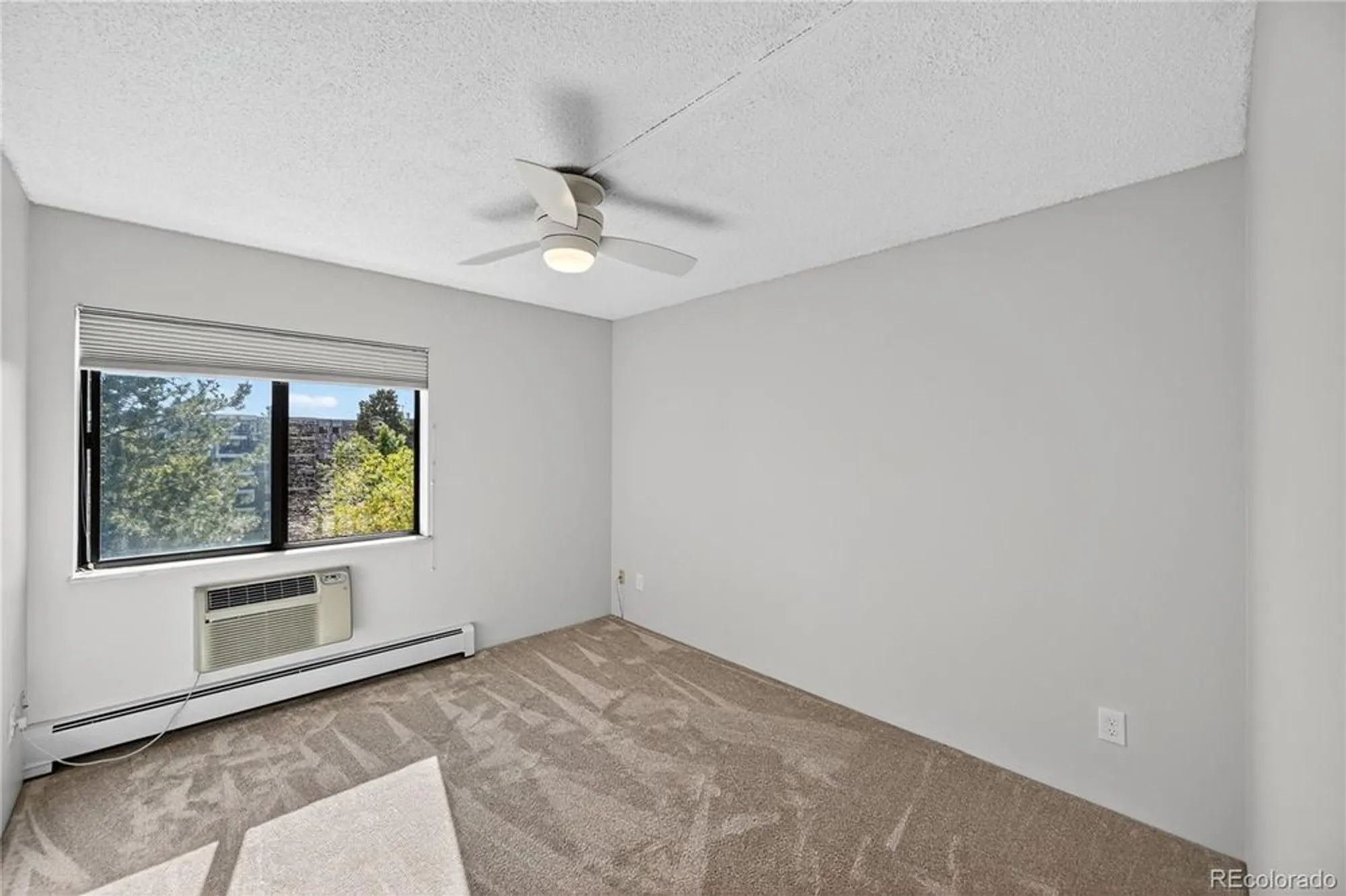 Property Slideshow image 18 of 34 | 13952 e marina dr 510, Aurora, CO, 80014