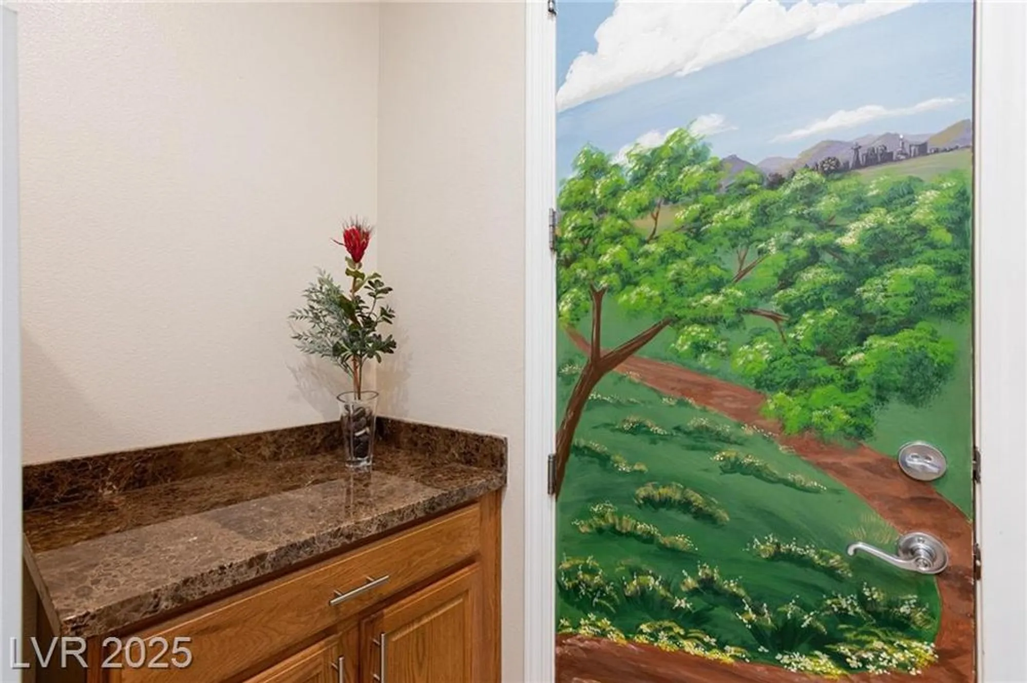 Property Slideshow image 28 of 43 | 2120 twin falls dr, Henderson, NV, 89044