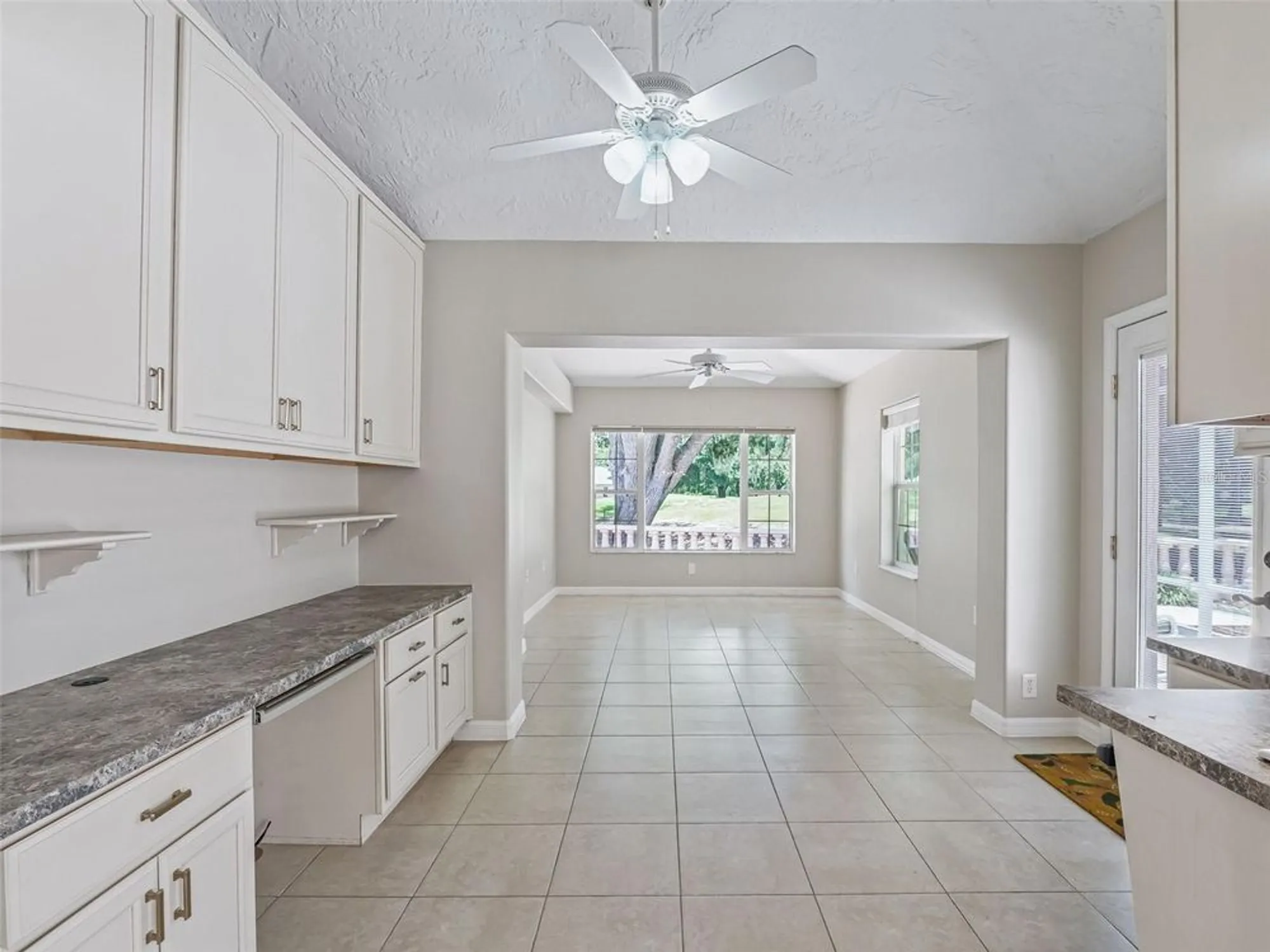 Property Slideshow image 17 of 31 | 1305 santa maria ave, The Villages, FL, 32159