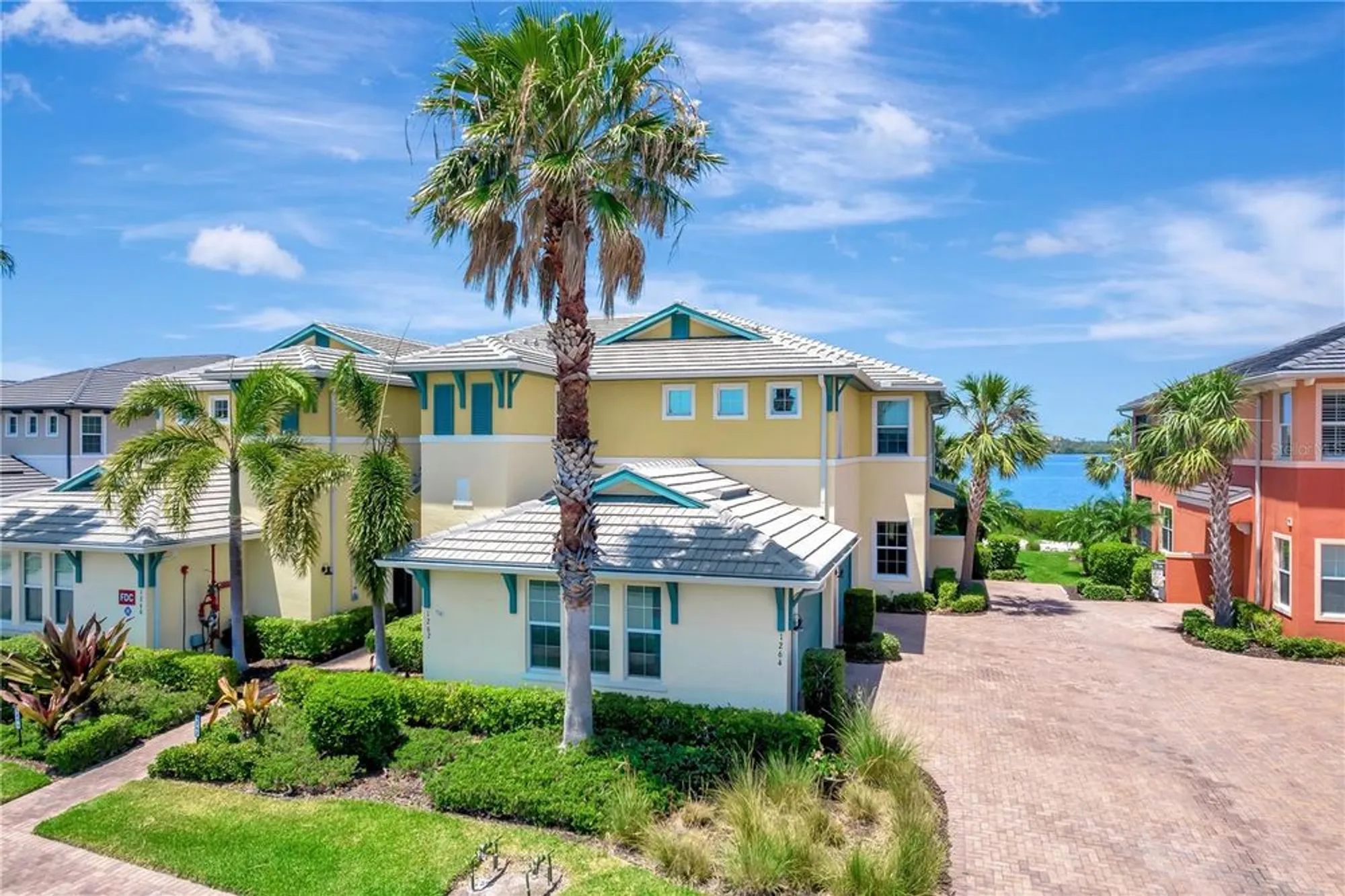 Property Slideshow image 7 of 84 | 1264 riverscape st b, Bradenton, FL, 34208