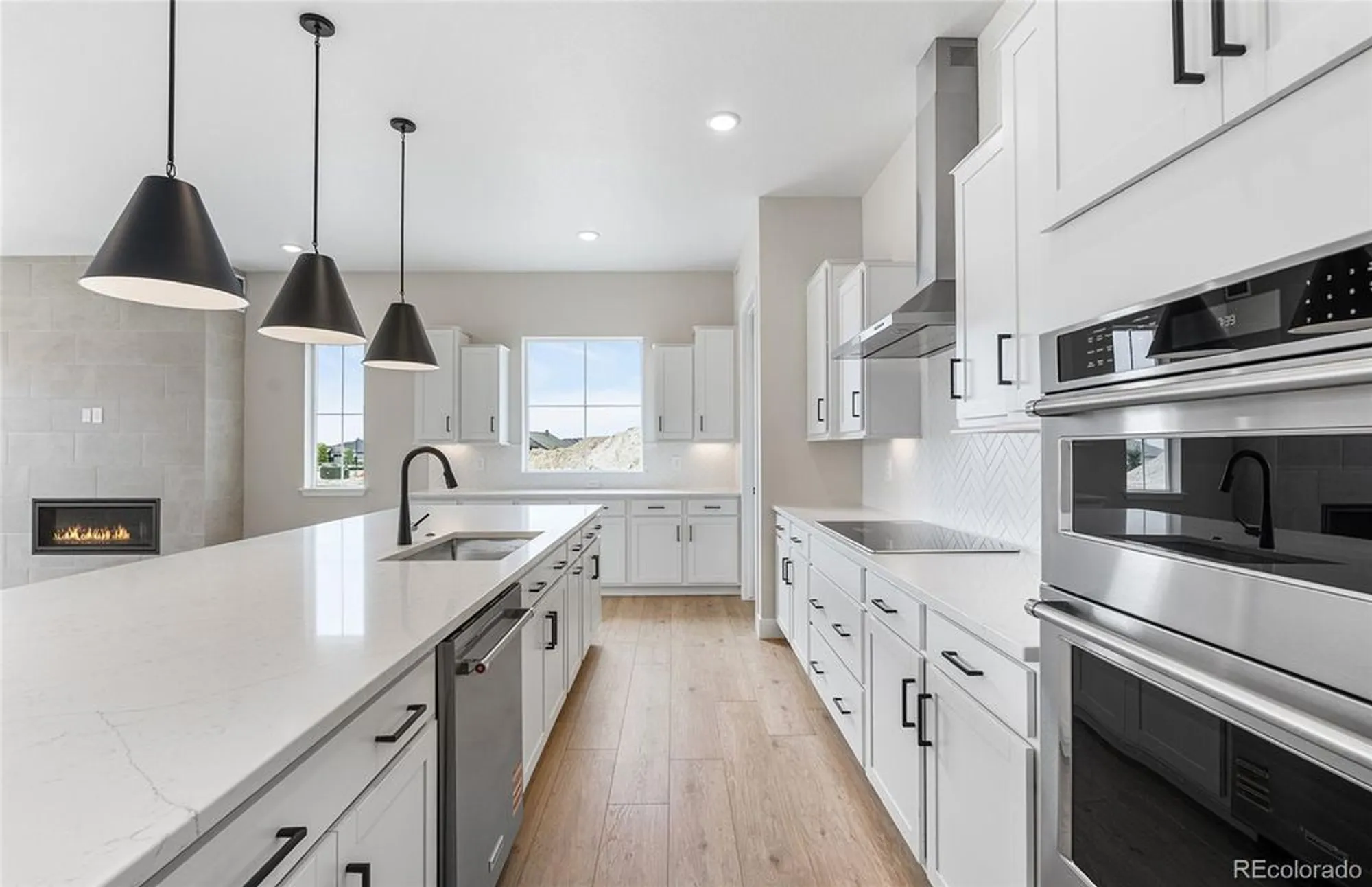 Property Slideshow image 5 of 45 | 8831 s quemoy st, Aurora, CO, 80016