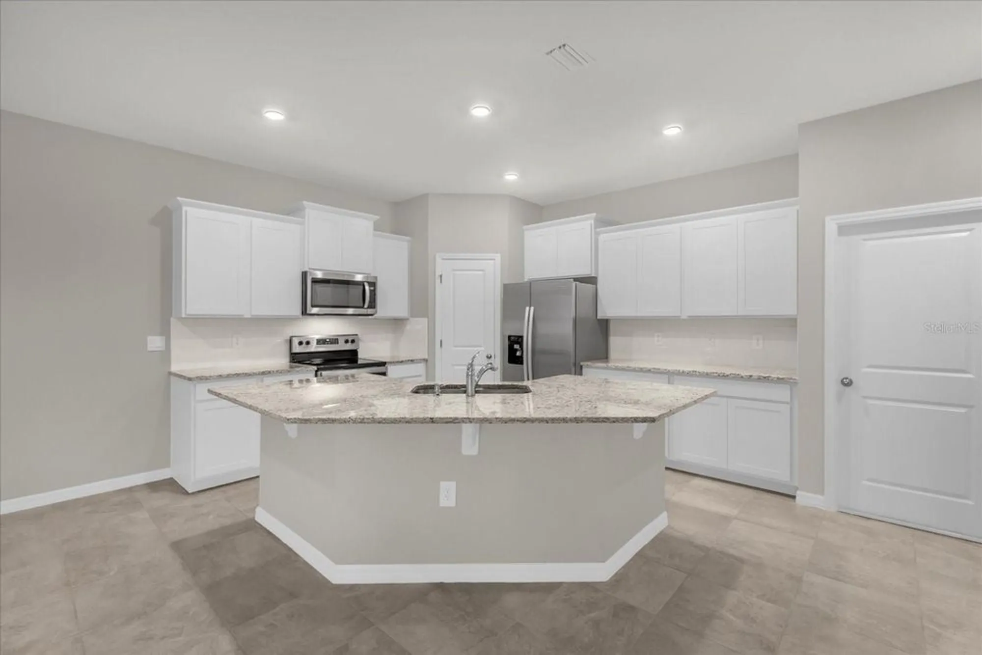 Property Slideshow image 12 of 31 | 5268 nw 48th pl, Ocala, FL, 34482