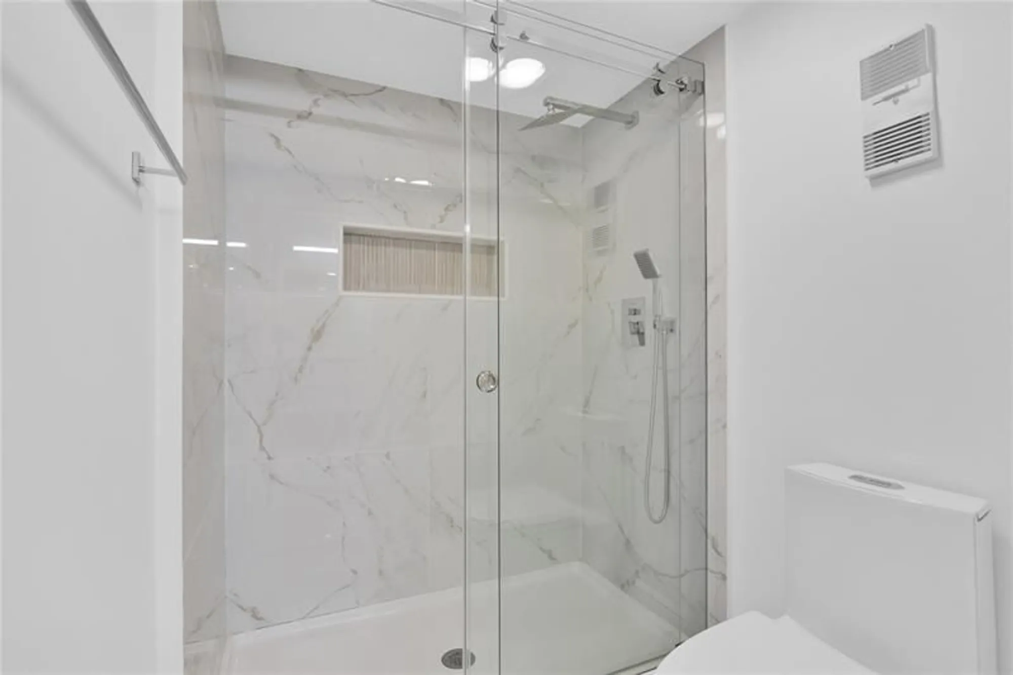 Property Slideshow image 17 of 19 | 15461 pembridge 112 dr 112, Delray Beach, FL, 33484