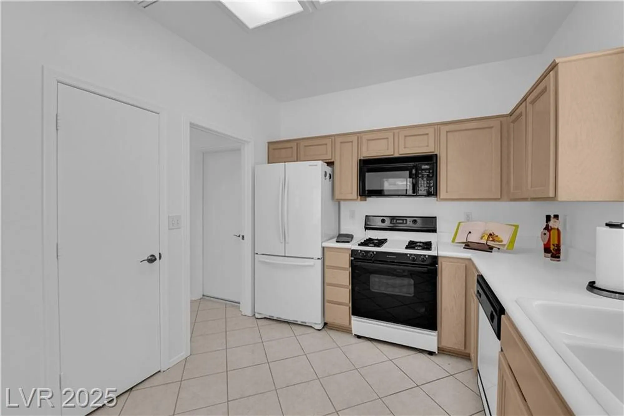 Property Slideshow image 15 of 40 | 2323 barbers point pl, Las Vegas, NV, 89134