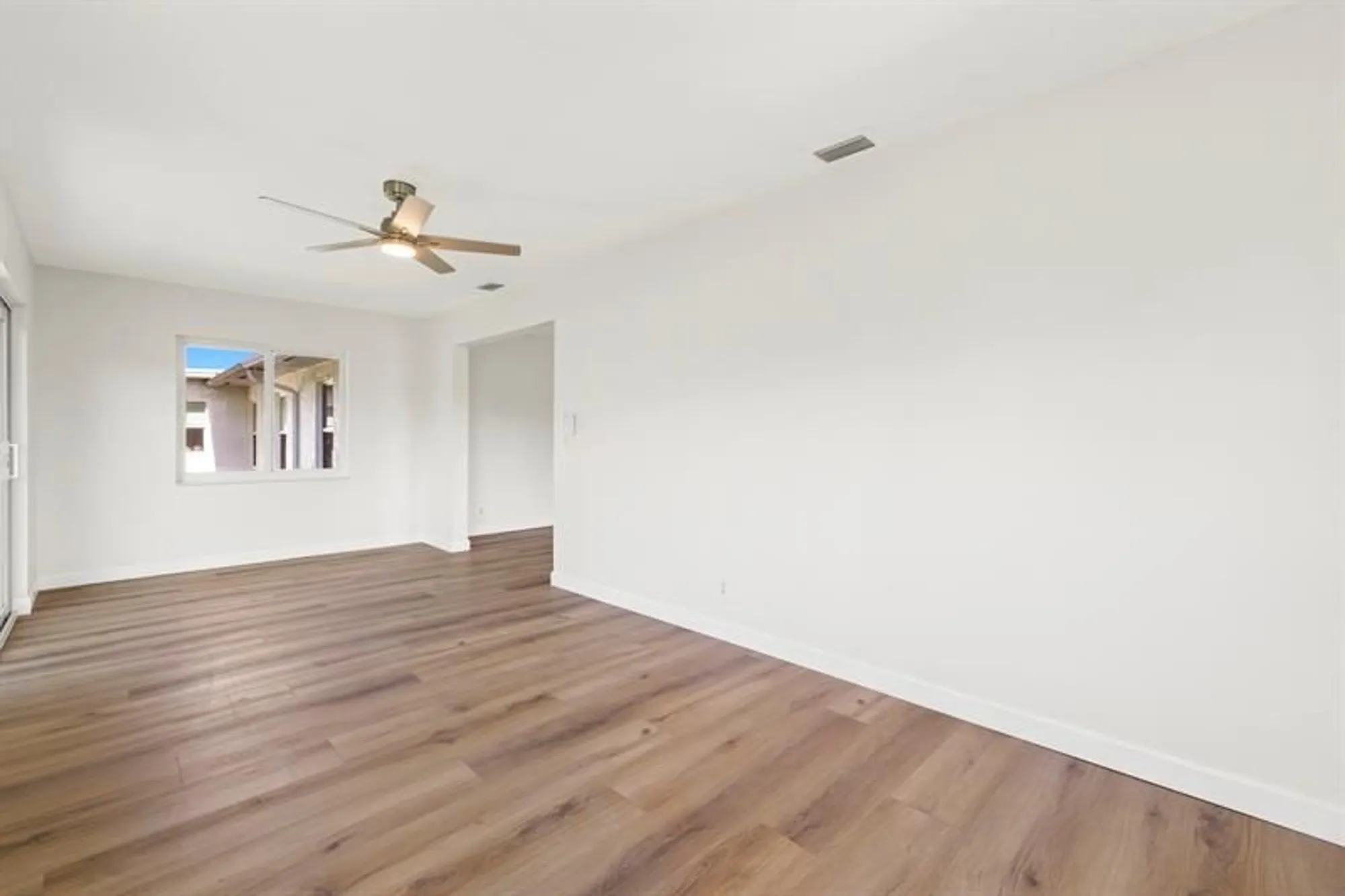 Property Slideshow image 11 of 41 | 6472 overland dr, Delray Beach, FL, 33484