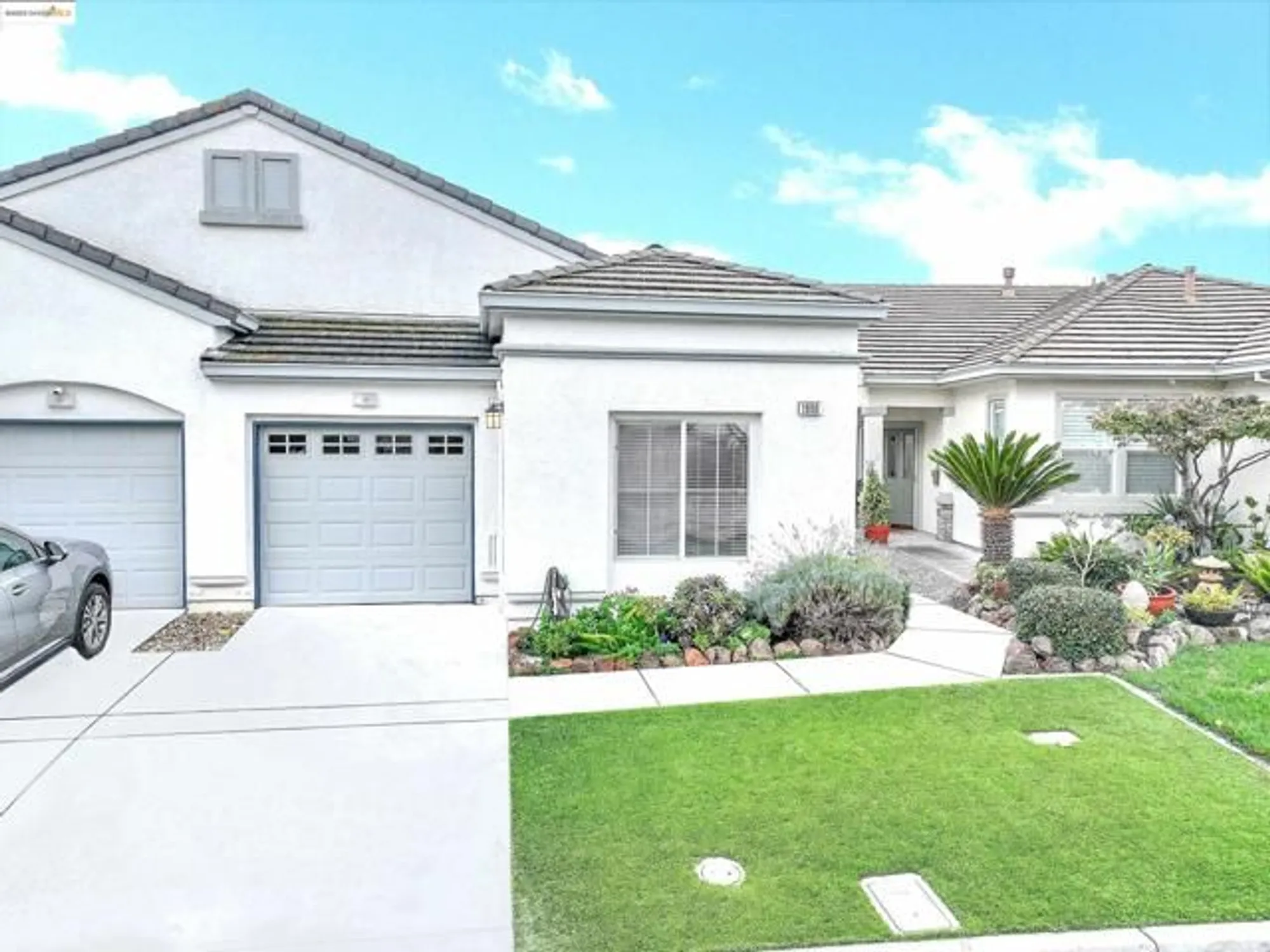Property Slideshow image 1 of 36 | 1990 kent dr, Brentwood, CA, 94513