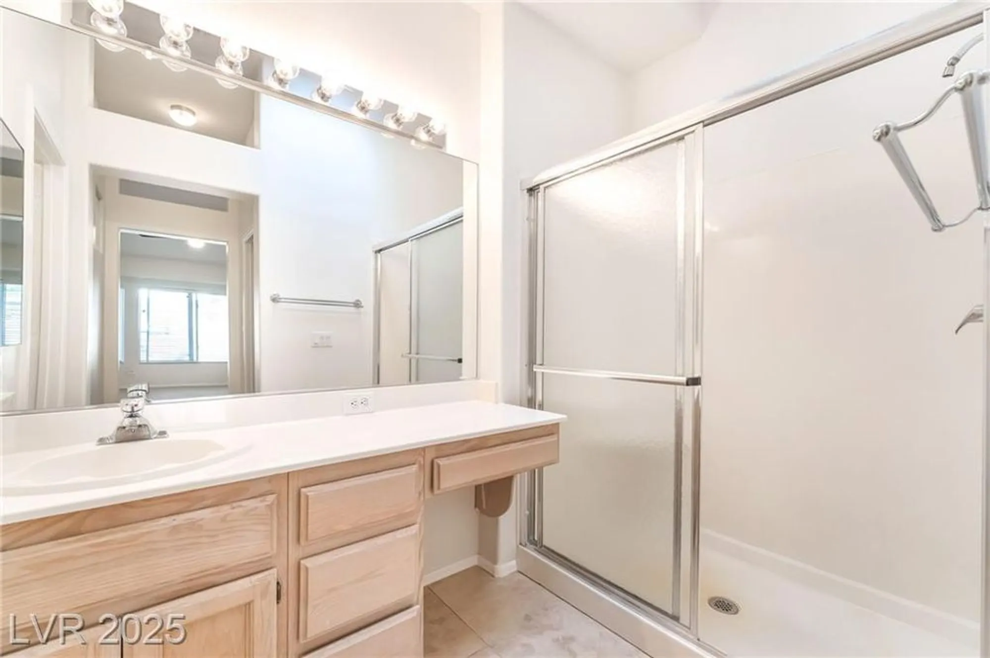 Property Slideshow image 19 of 33 | 445 golden state st, Henderson, NV, 89012