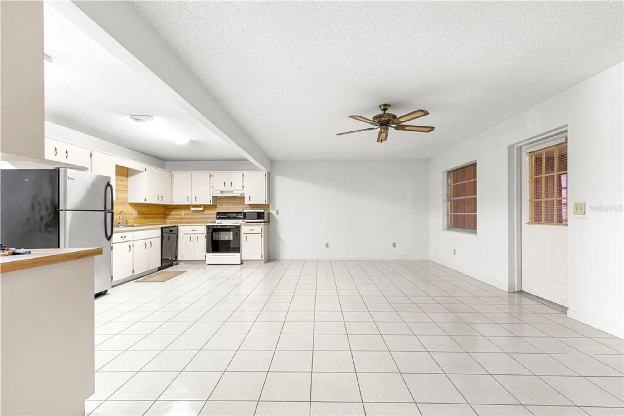 Property Slideshow image 9 of 22 | 8705 sw 95th st c, Ocala, FL, 34481