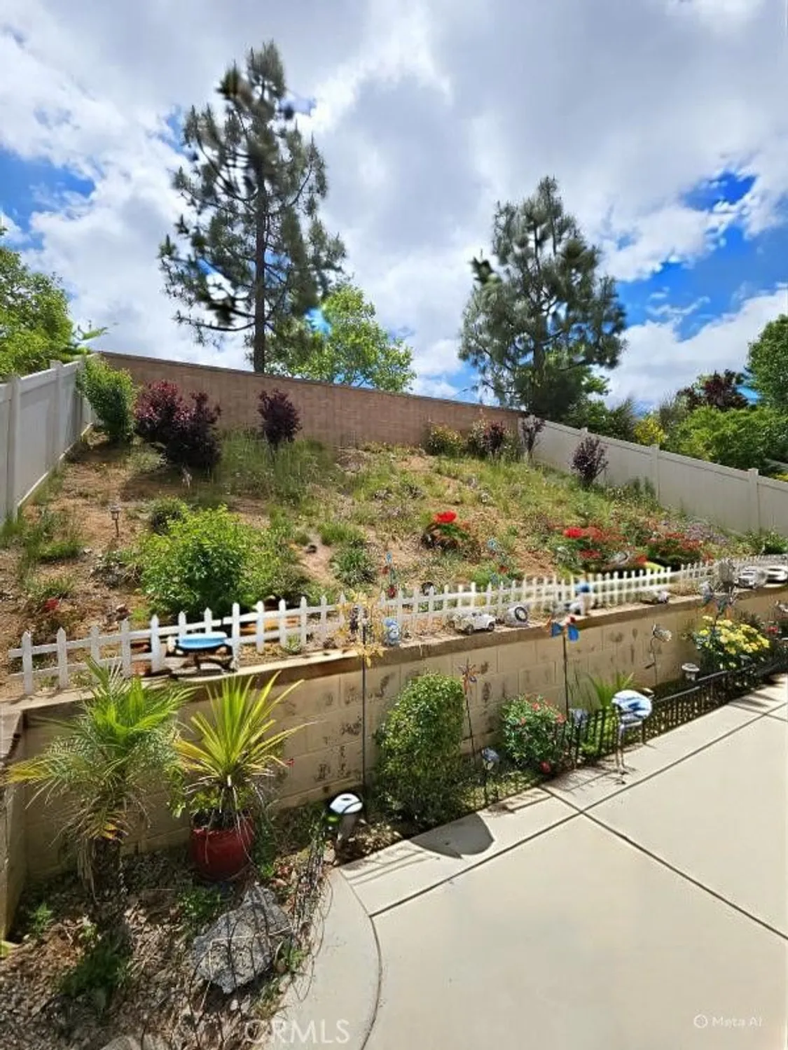 Property Slideshow image 11 of 22 | 1756 sarazen st, Beaumont, CA, 92223