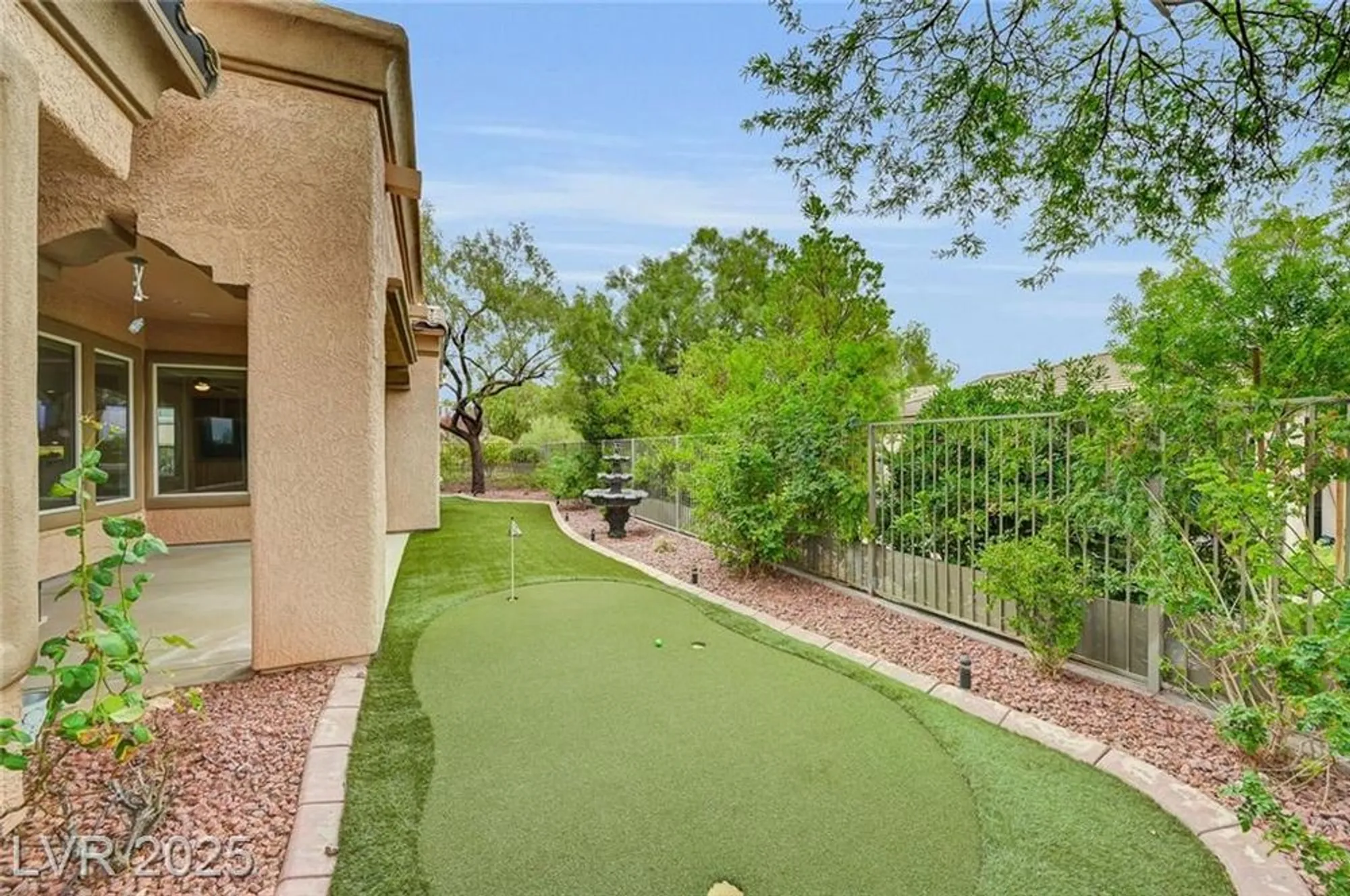 Property Slideshow image 40 of 61 | 4636 riva de romanza st, Las Vegas, NV, 89135