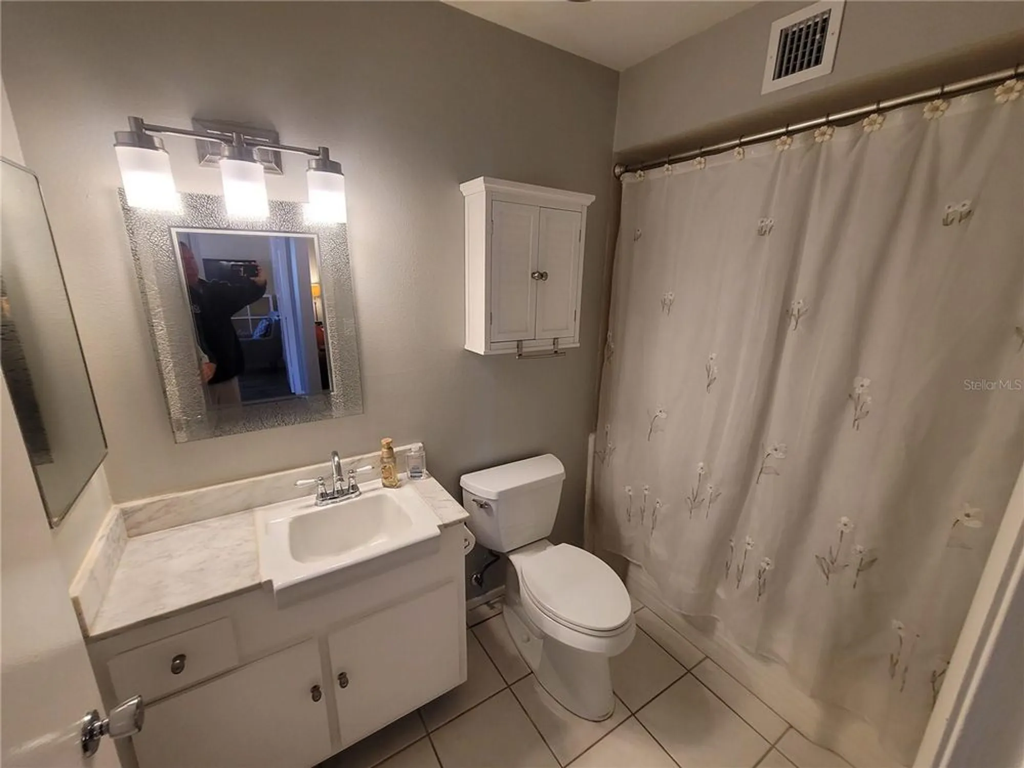 Property Slideshow image 24 of 44 | 823 la jolla ave, Sun City Center, FL, 33573