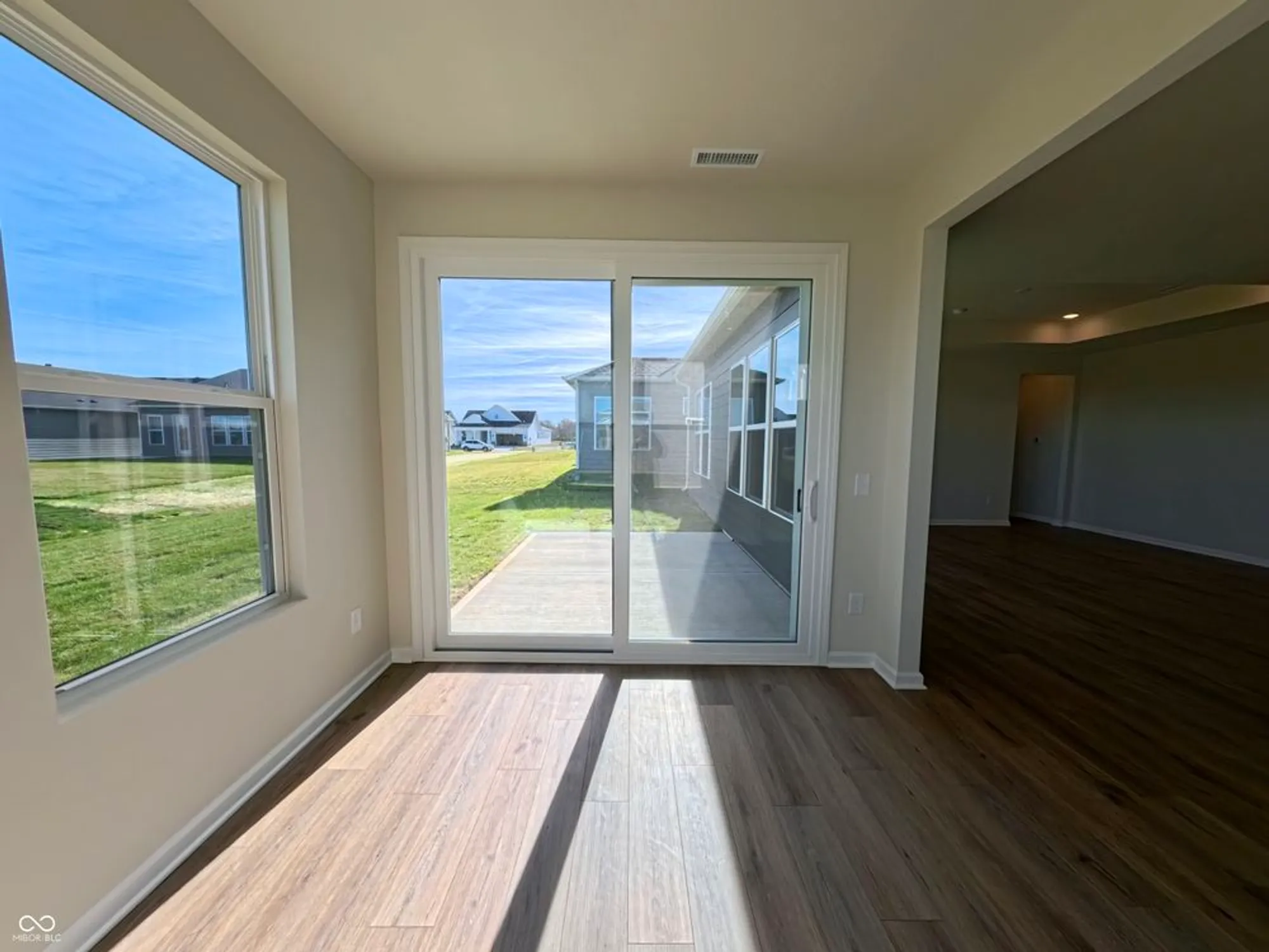 Property Slideshow image 31 of 61 | 811 daisy st, Greenwood, IN, 46143